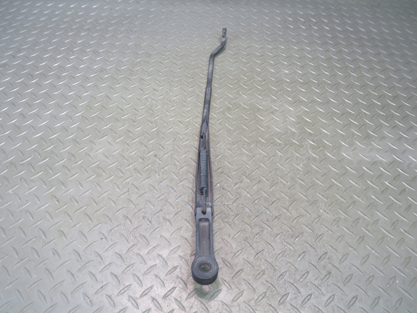 95-97 Nissan Gloria Cedric HY33 Front Left Right Wiper Arm Set of 2 OEM