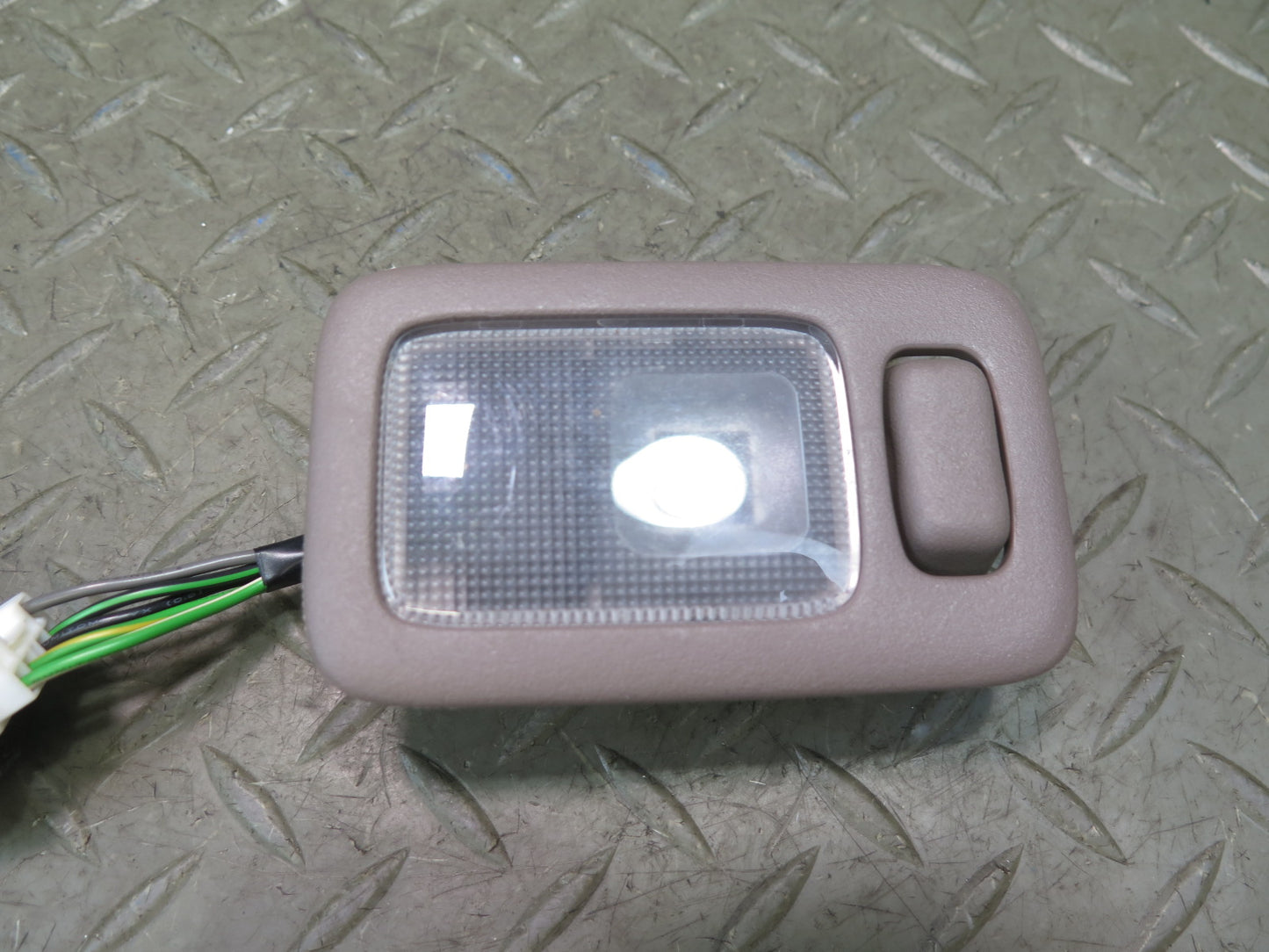 95-97 Nissan Gloria HY33 VIP Set of 3 Front & Rear Overhead Dome Light Lamp OEM