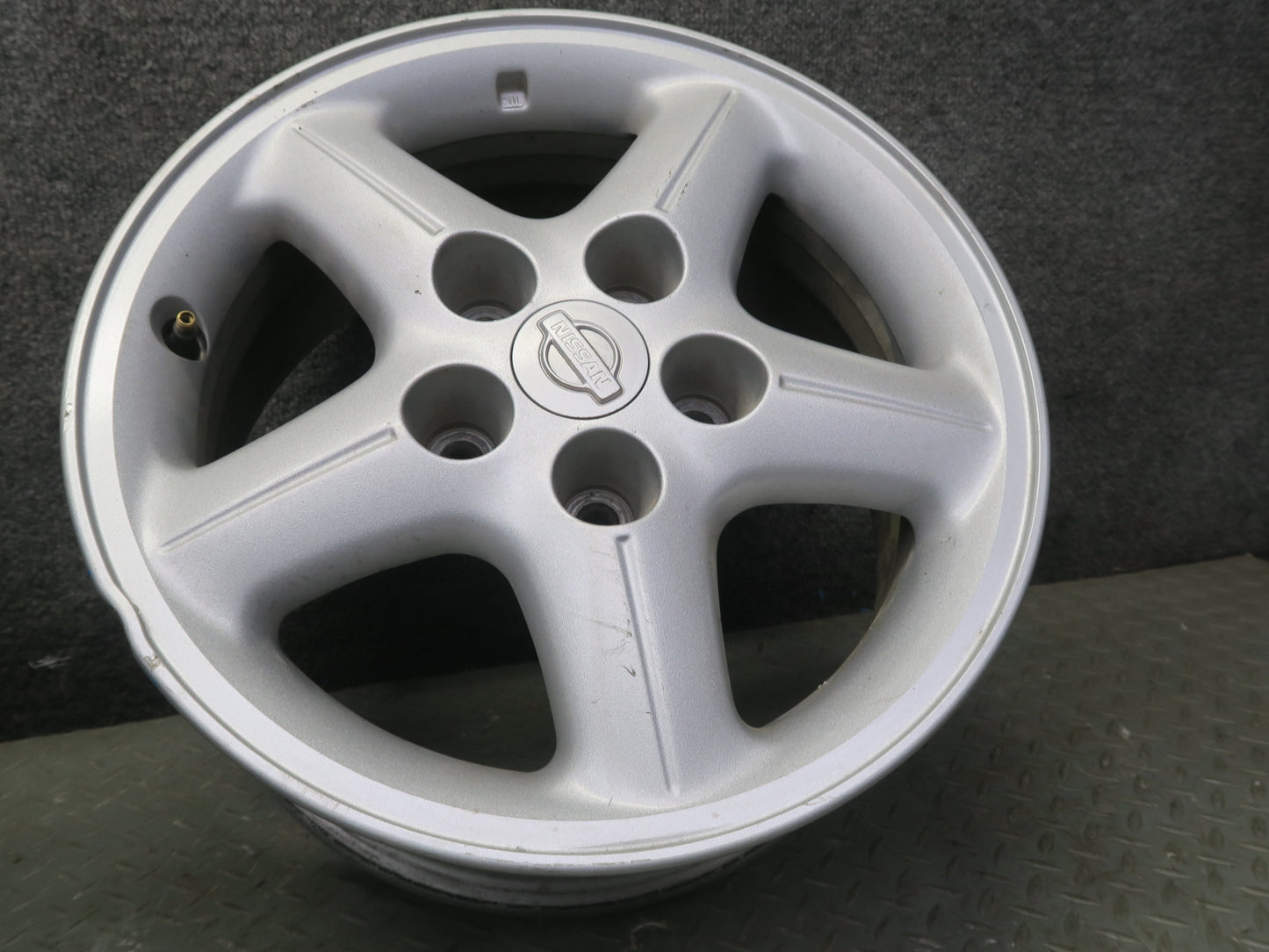 96-98 Nissan Stagea WGC34 Set of 4 Factory R15 15" Wheel Rim 15x6.5JJ ET40 OEM