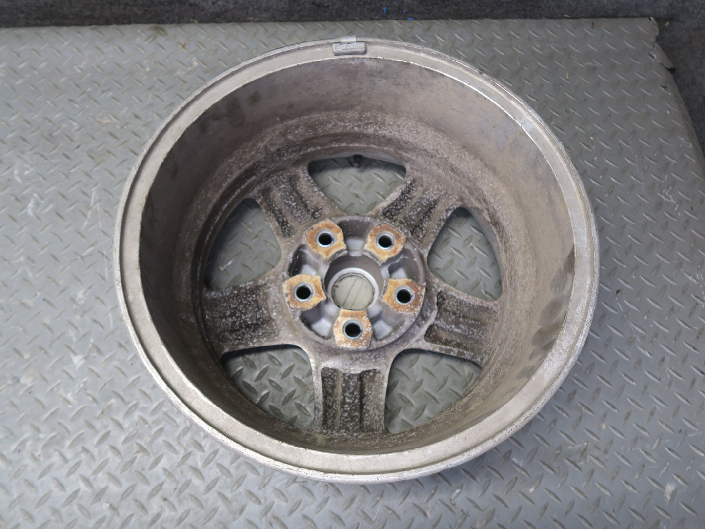 96-98 Nissan Stagea WGC34 Set of 4 Factory R15 15" Wheel Rim 15x6.5JJ ET40 OEM