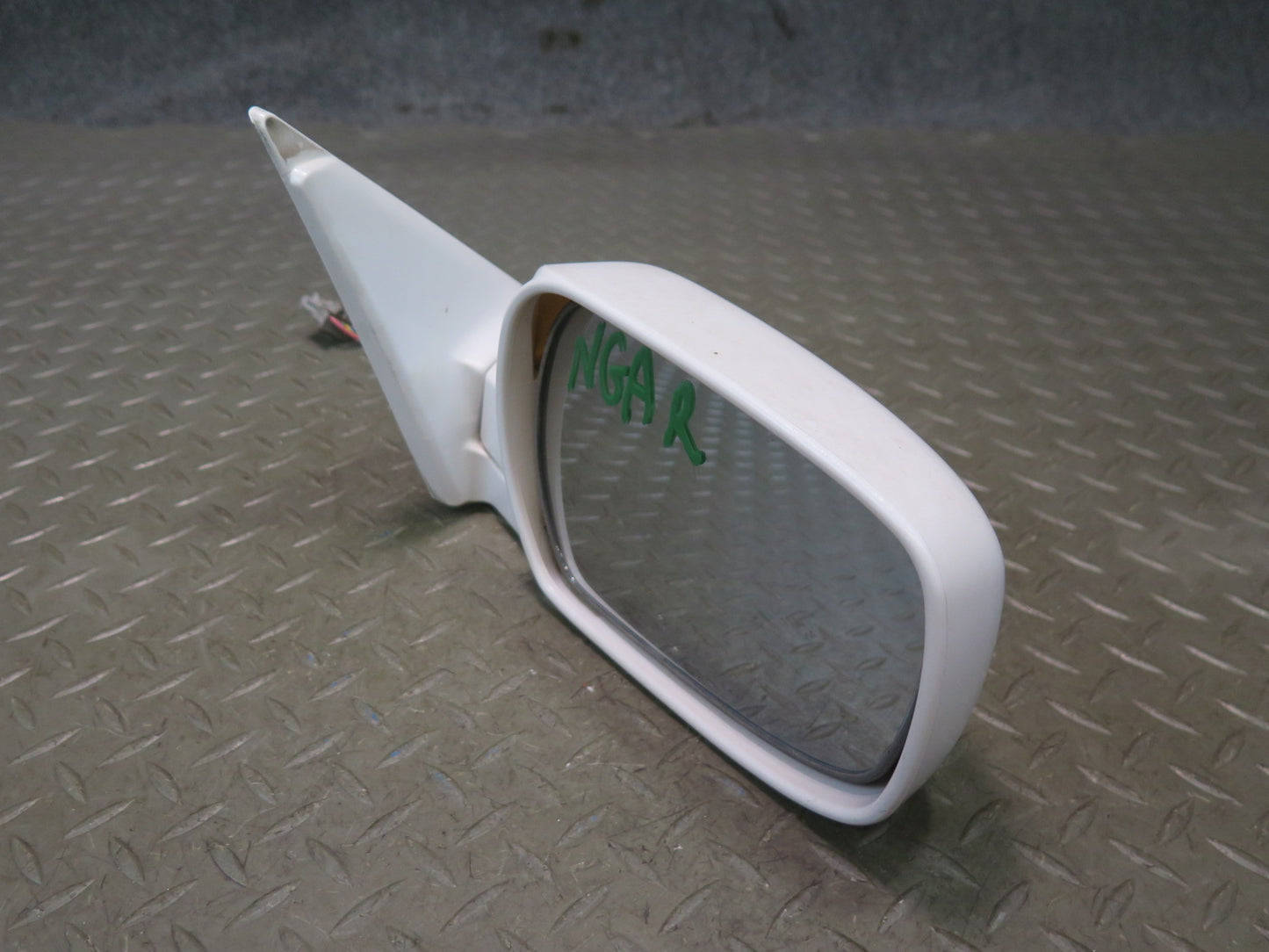 95-97 Nissan Gloria HY33 Front Right Door Side View Power Mirror White OEM