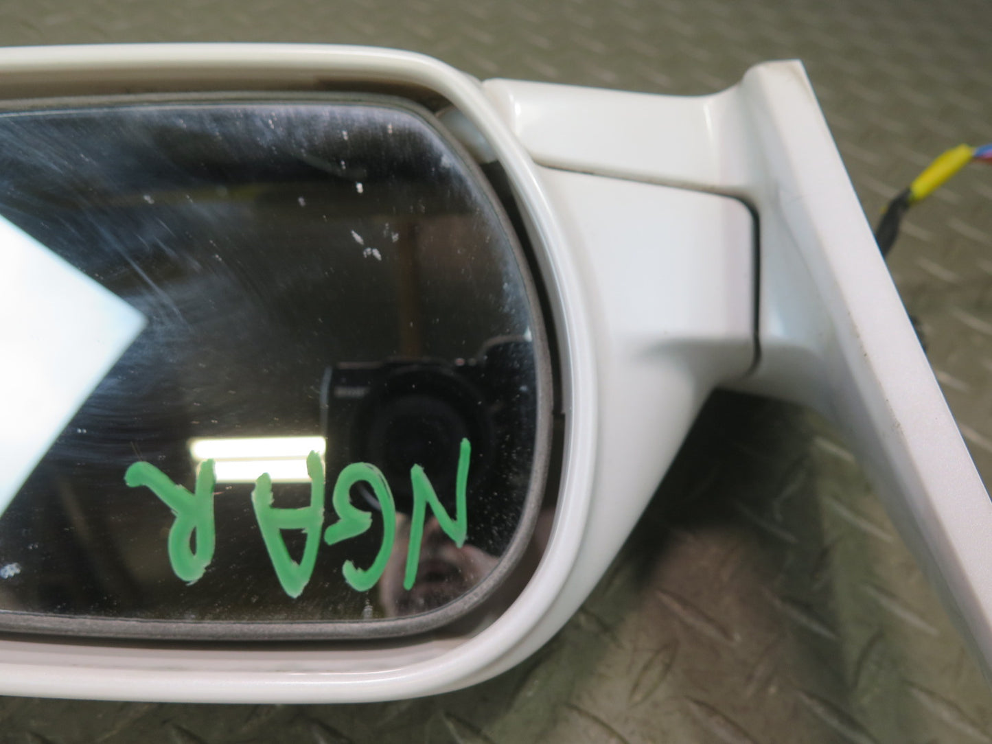 95-97 Nissan Gloria HY33 Front Right Door Side View Power Mirror White OEM