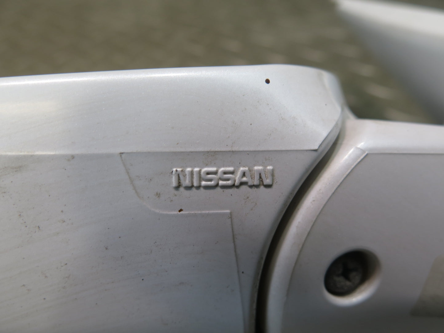 95-97 Nissan Gloria HY33 Front Left Door Side View Power Mirror White OEM