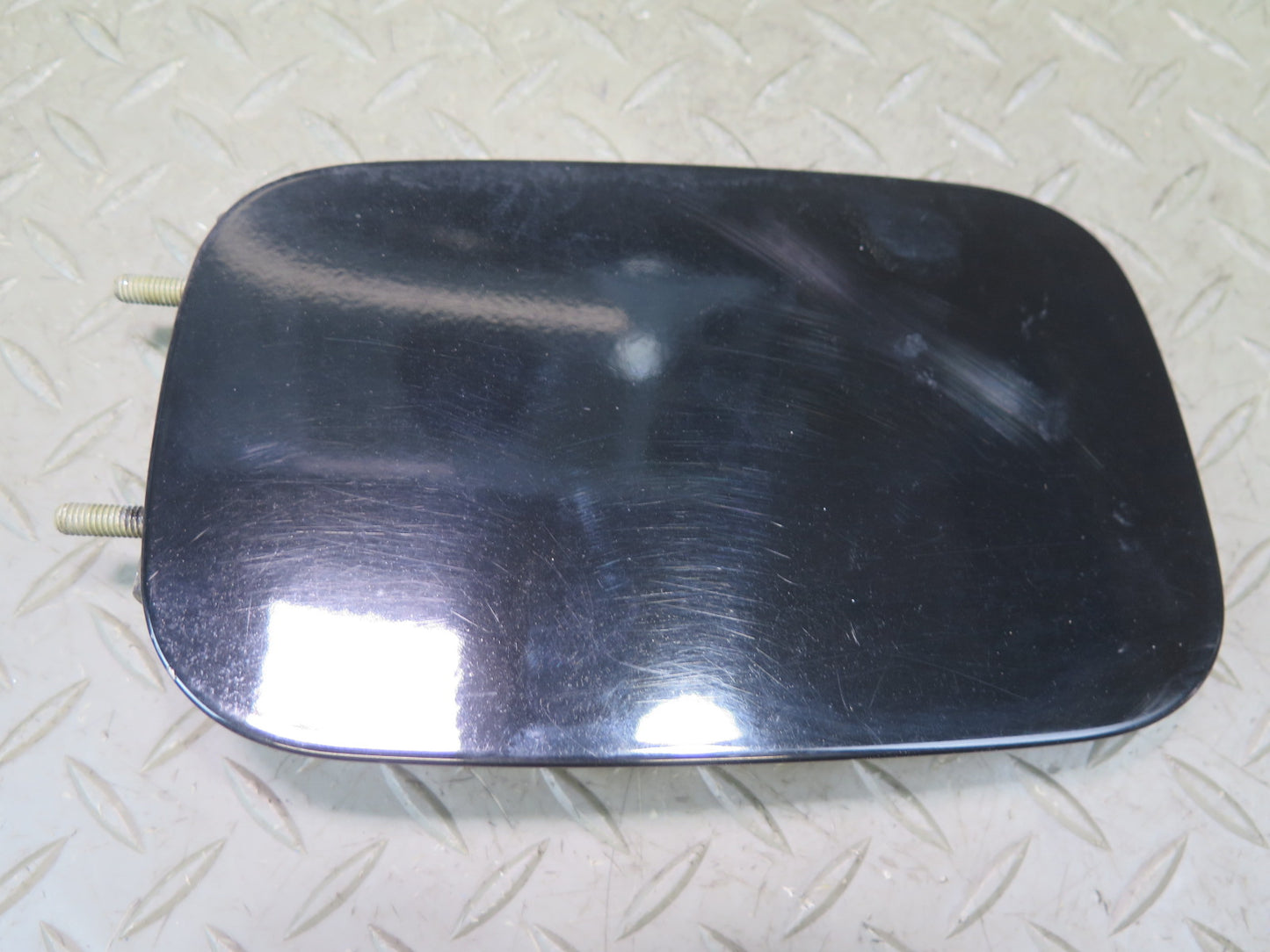 01-06 BMW E46 330ci Convertible Fuel Tank Filler Door Lid Cover Black OEM