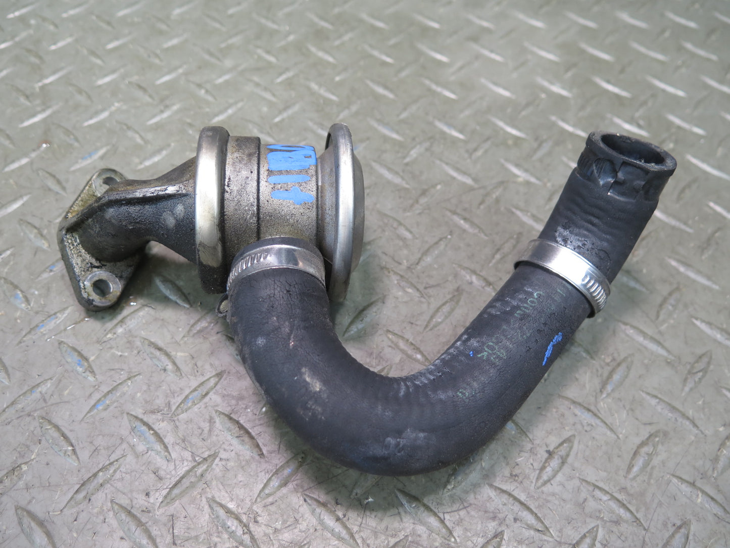 01-06 BMW E46 330Ci EGR Exhaust Check Valve OEM