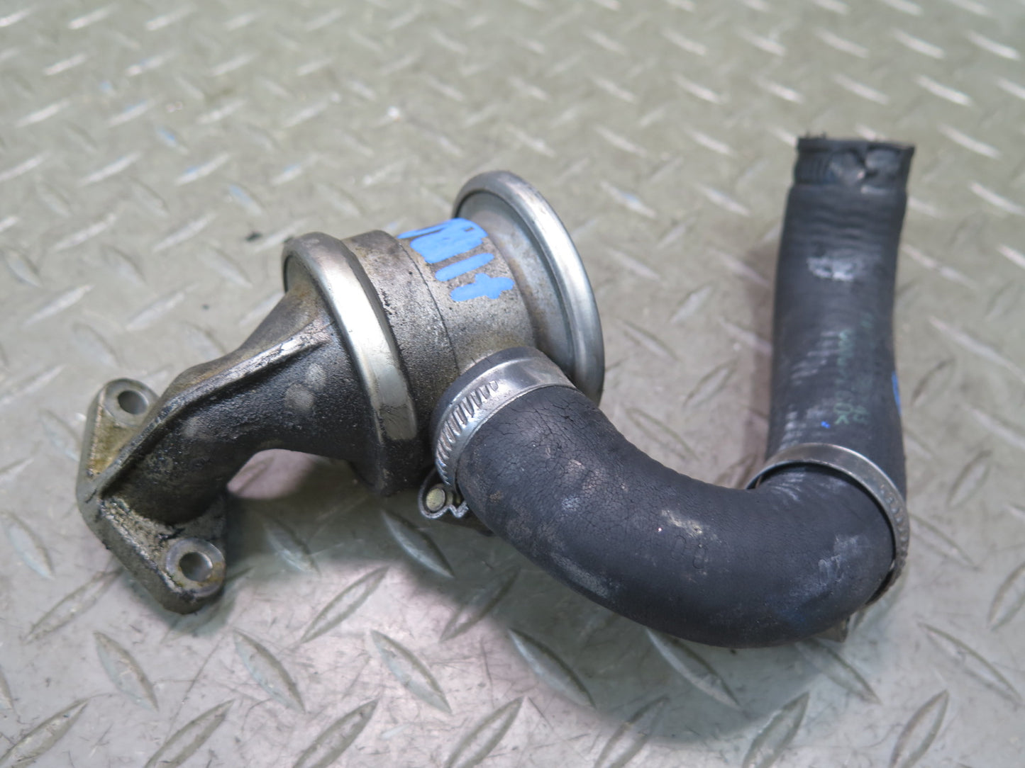 01-06 BMW E46 330Ci EGR Exhaust Check Valve OEM