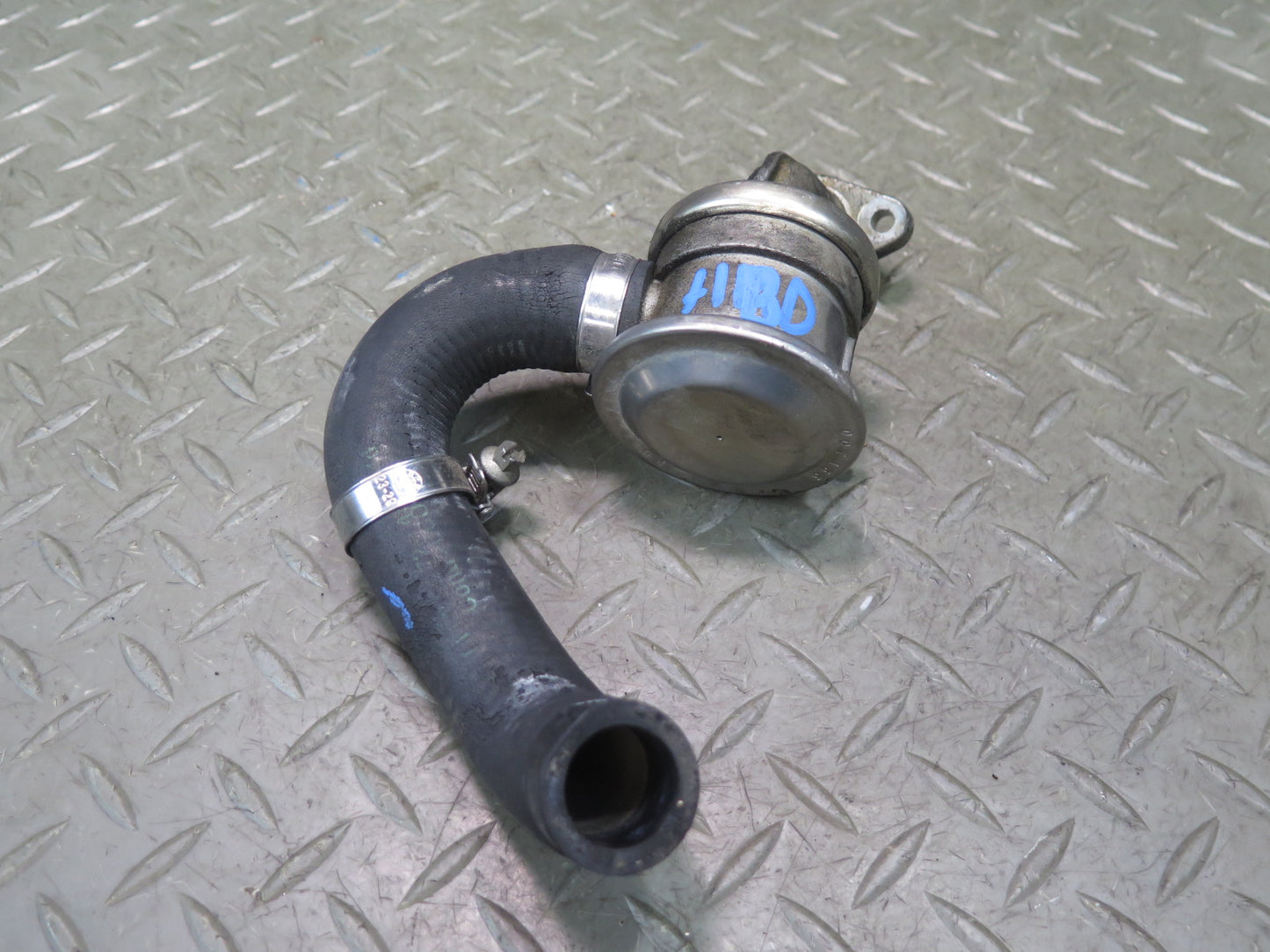 01-06 BMW E46 330Ci EGR Exhaust Check Valve OEM