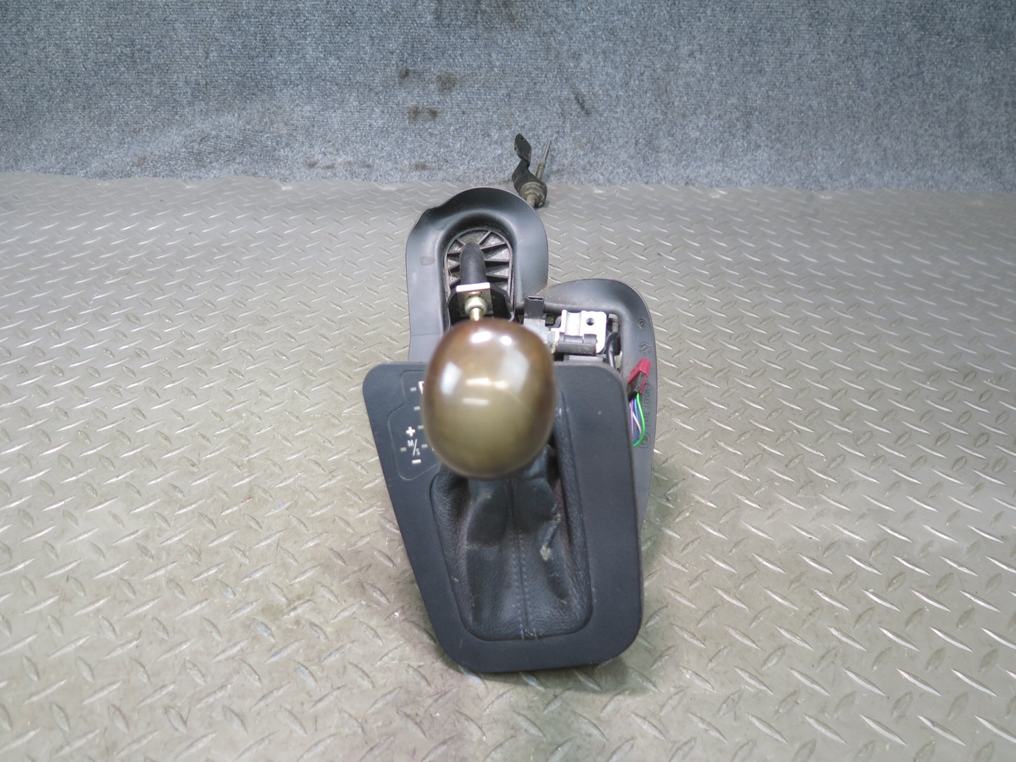 2001 BMW E46 330Ci A/T Automatic Transmission Gear Shifter w Cable & Knob OEM