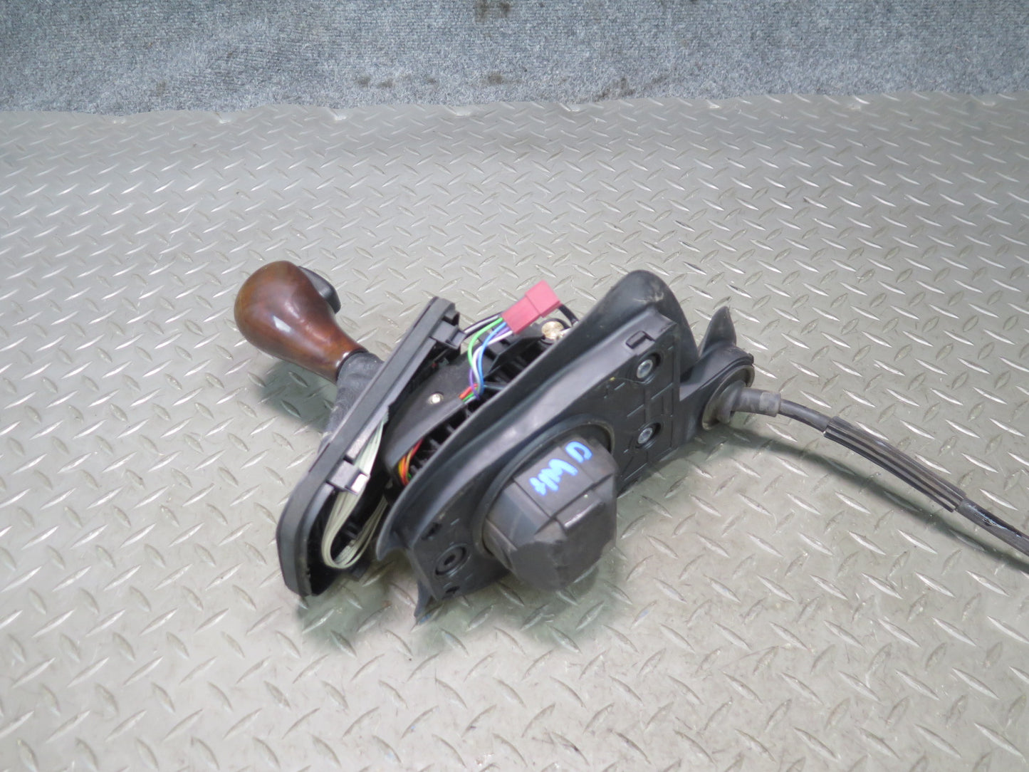 2001 BMW E46 330Ci A/T Automatic Transmission Gear Shifter w Cable & Knob OEM