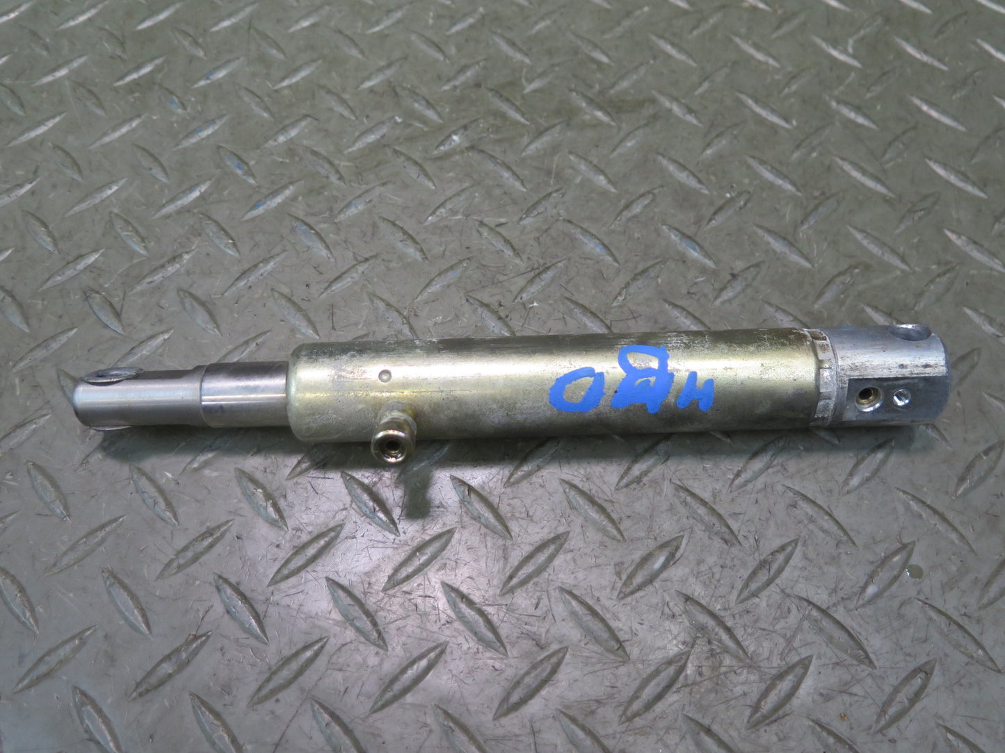 01-06 BMW E46 330Ci Convertible Set of 2 TOP Roof Hydraulic Cylinder OEM