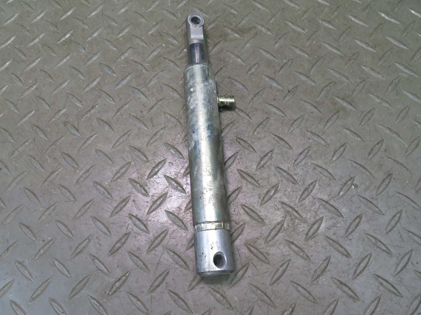 01-06 BMW E46 330Ci Convertible Set of 2 TOP Roof Hydraulic Cylinder OEM