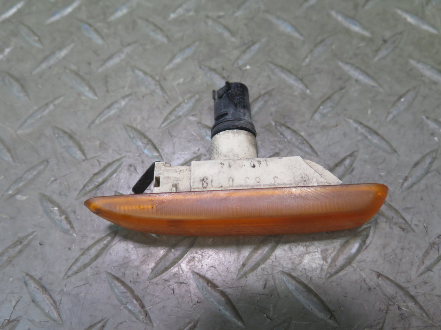 2001 BMW E46 Coupe Convertible Set of 2 Front Side Marker Light Lamp OEM