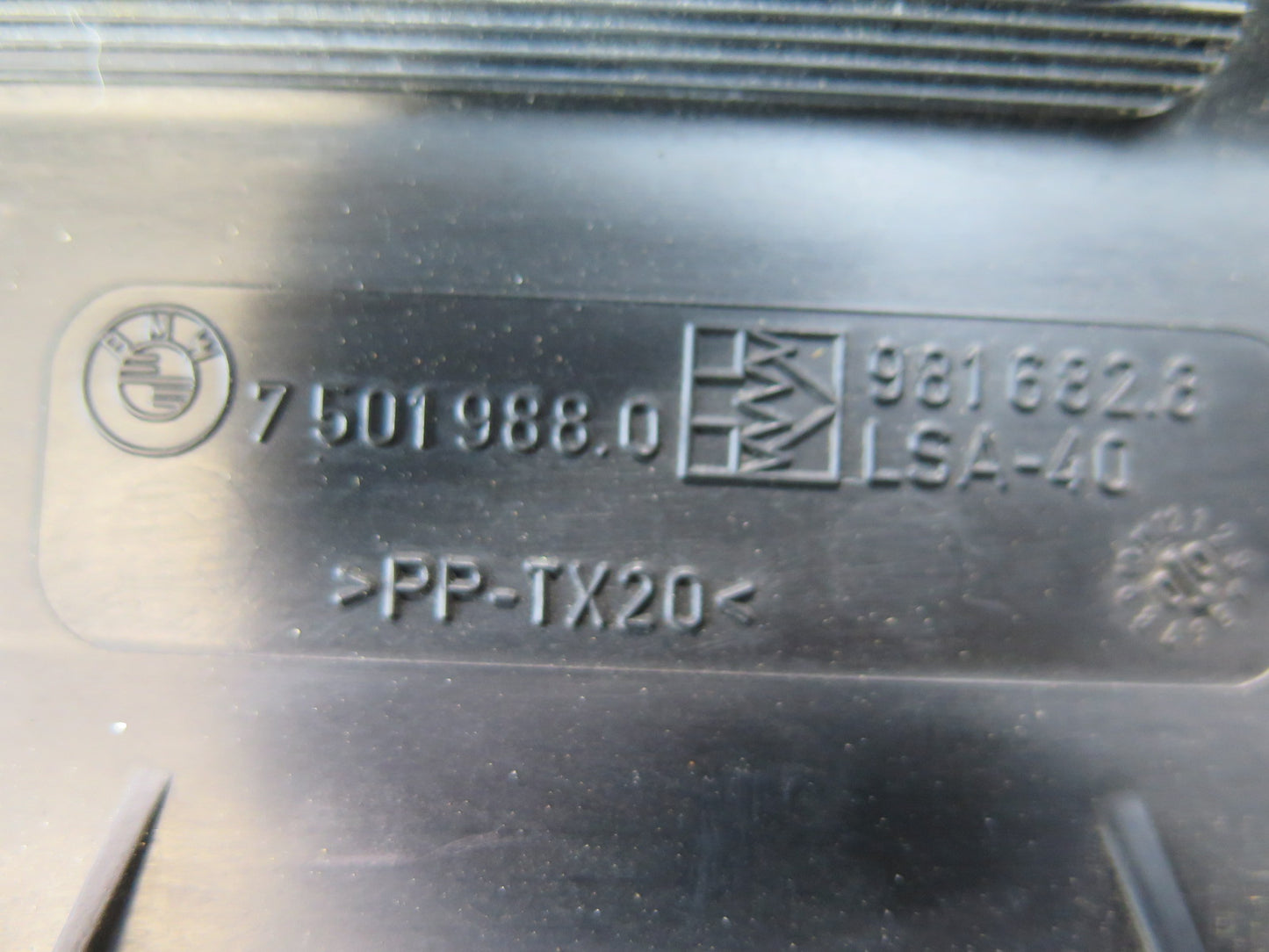 01-06 BMW E46 330Ci M54 M56 Air Intake Inlet Manifold Duct 7501988 OEM