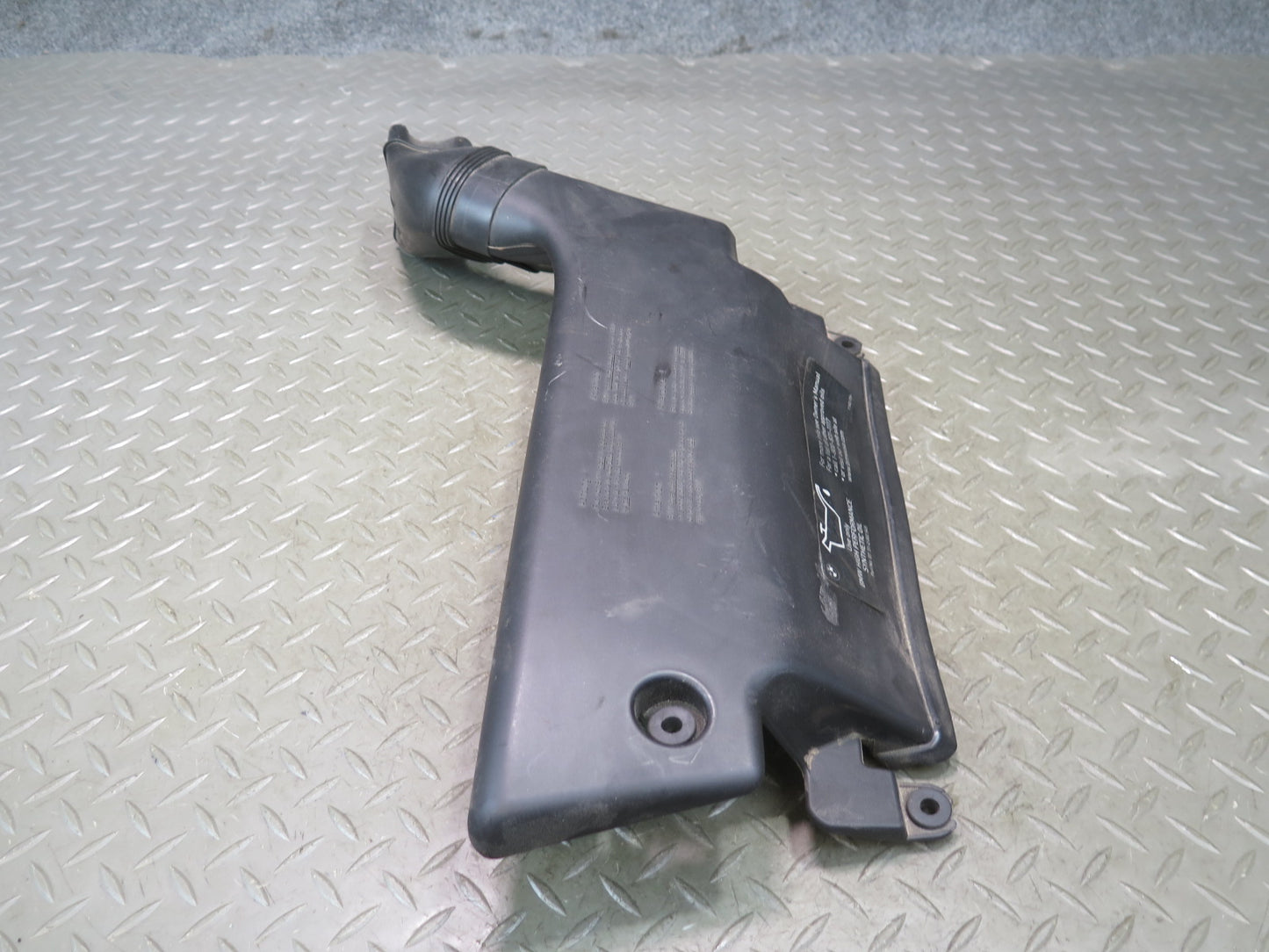 01-06 BMW E46 330Ci M54 M56 Air Intake Inlet Manifold Duct 7501988 OEM