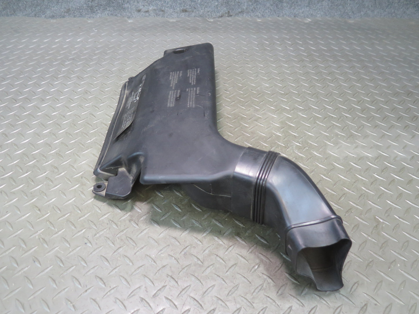 01-06 BMW E46 330Ci M54 M56 Air Intake Inlet Manifold Duct 7501988 OEM