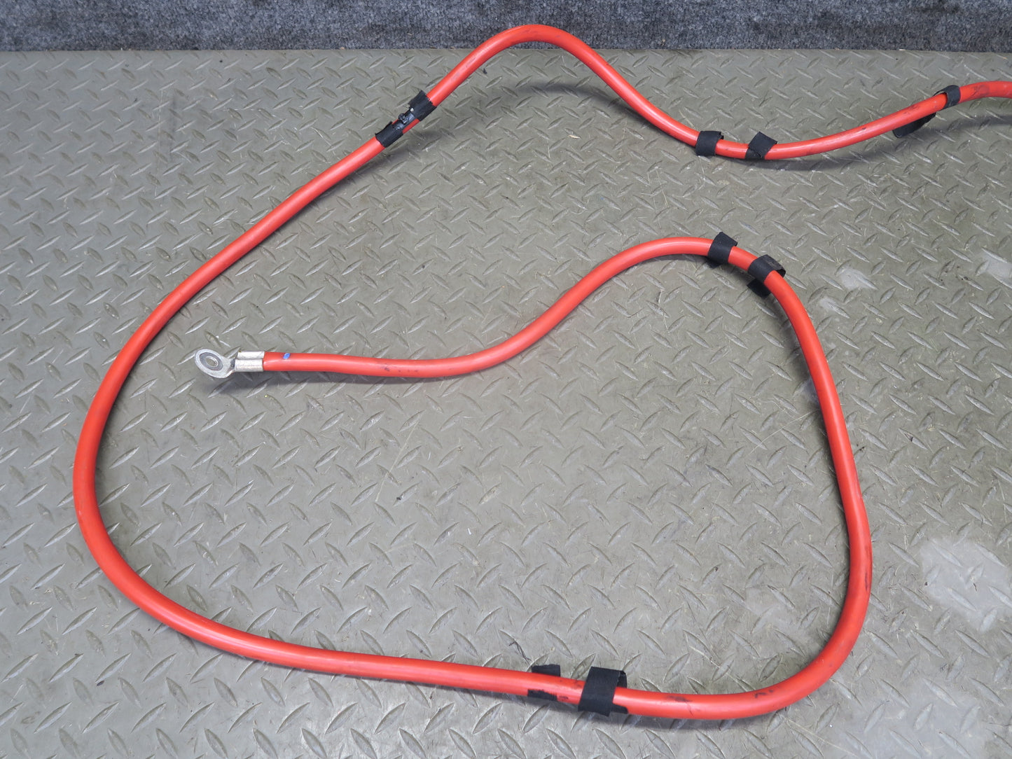 01-06 BMW E46 330Ci M54 Plus Pole Positive Battery Cable Junction Box Set OEM