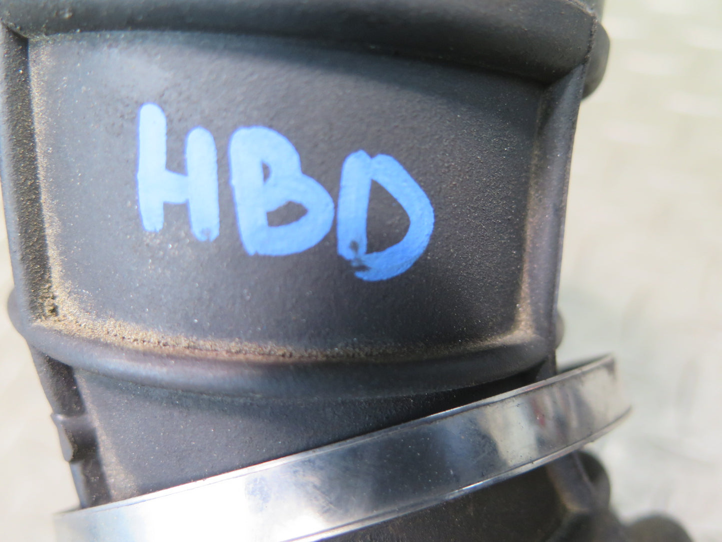 01-03 BMW E46 330Ci M54 3.0L Air Intake Duct Hose Boot Tube 1438761 OEM