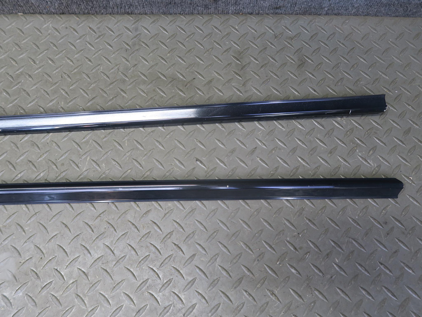 01-06 BMW E46 330Ci 2-DOOR Fender Door Rear Quarter Trim Molding Set OEM