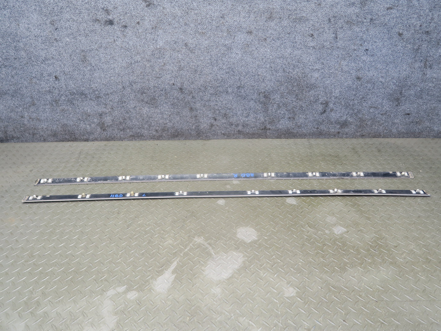 01-06 BMW E46 330Ci 2-DOOR Fender Door Rear Quarter Trim Molding Set OEM