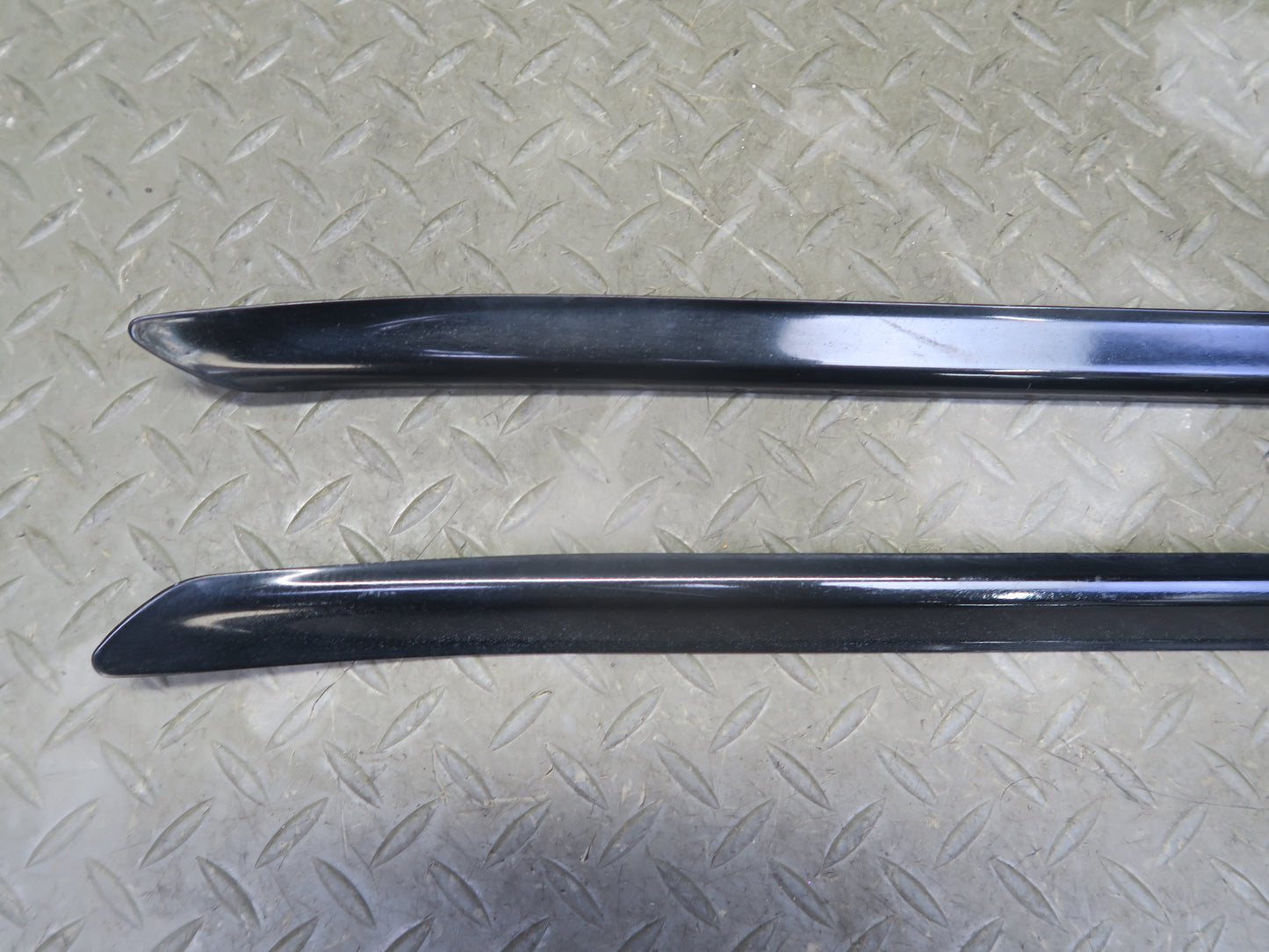 01-06 BMW E46 330Ci 2-DOOR Fender Door Rear Quarter Trim Molding Set OEM