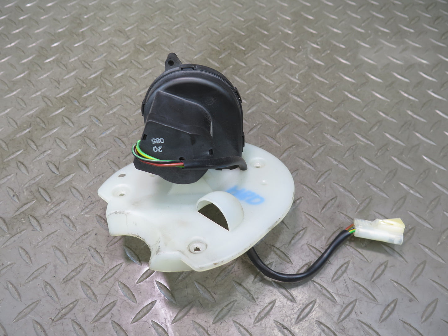 01-06 BMW E46 330Ci Engine ECU Computer Blower Motor Fan 1745182 OEM