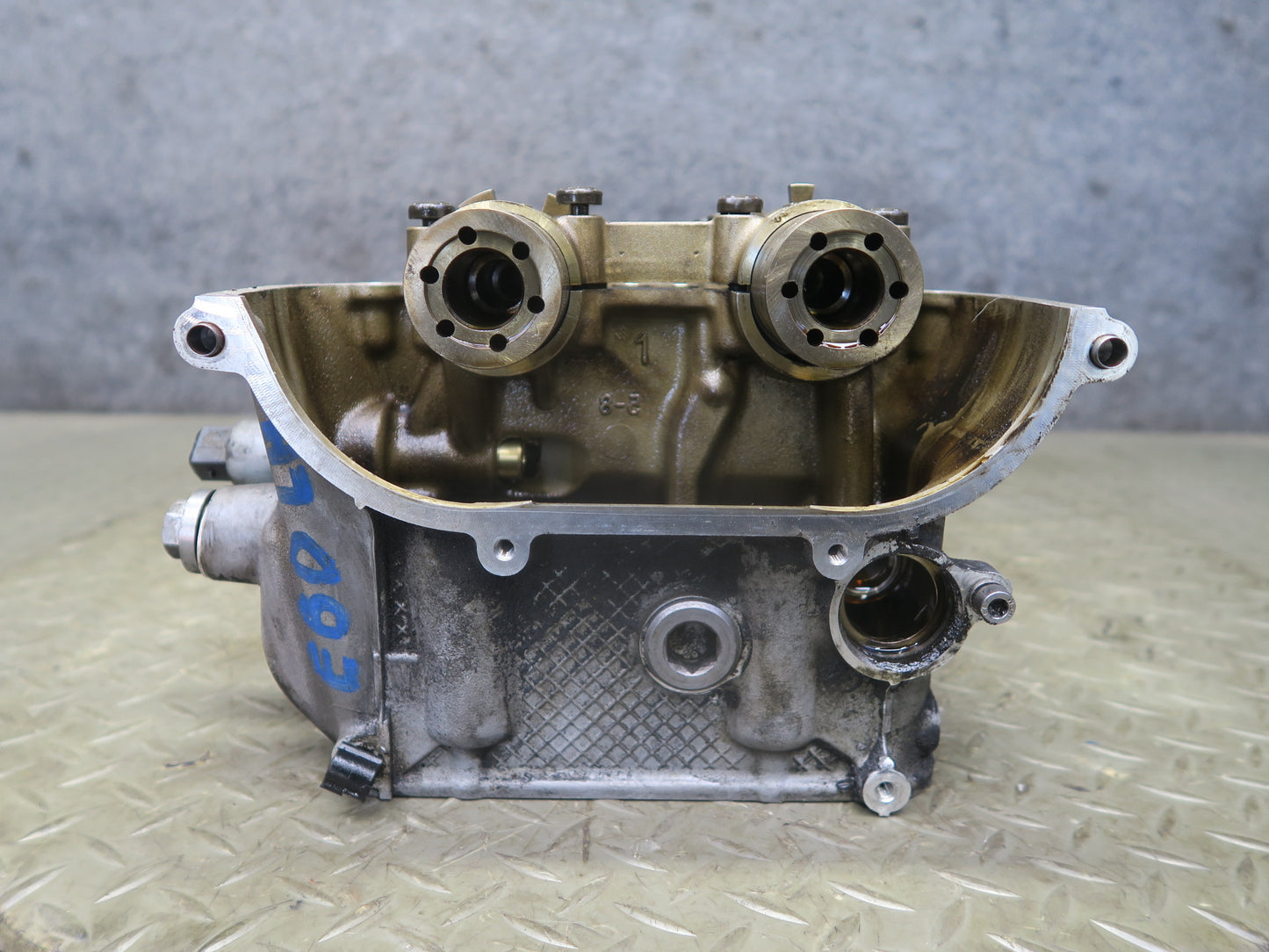 2008-2013 BMW E90 E92 E93 M3 S65 Engine Left Driver Side Cylinder Head Assembly