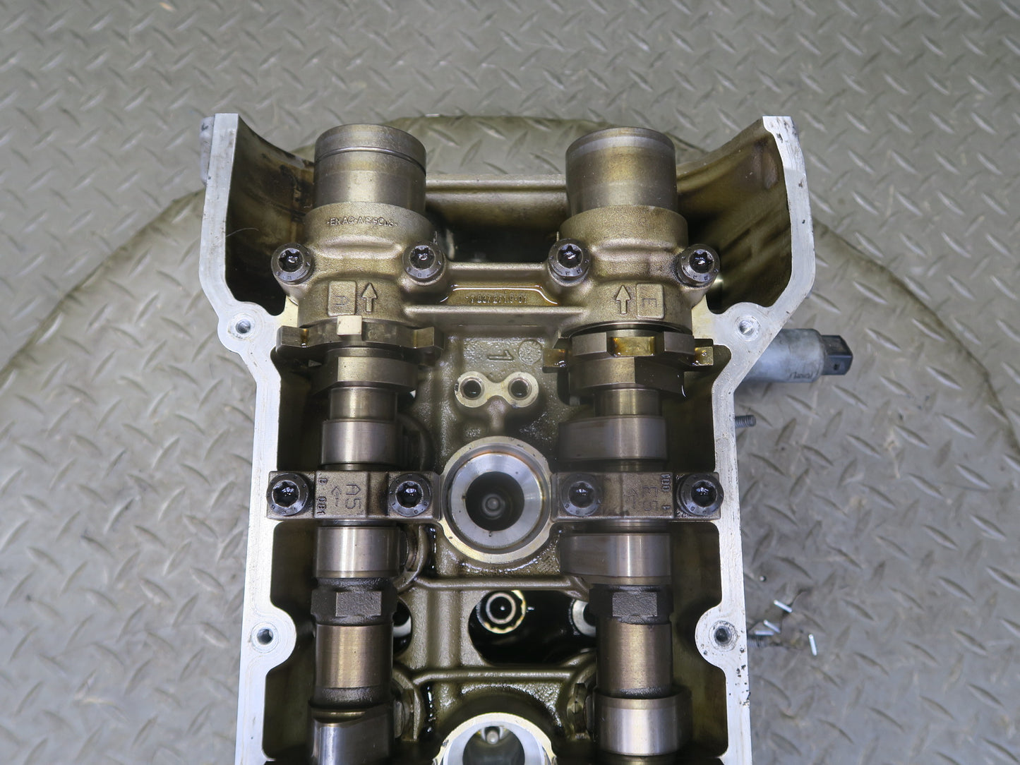 2008-2013 BMW E90 E92 E93 M3 S65 Engine Left Driver Side Cylinder Head Assembly