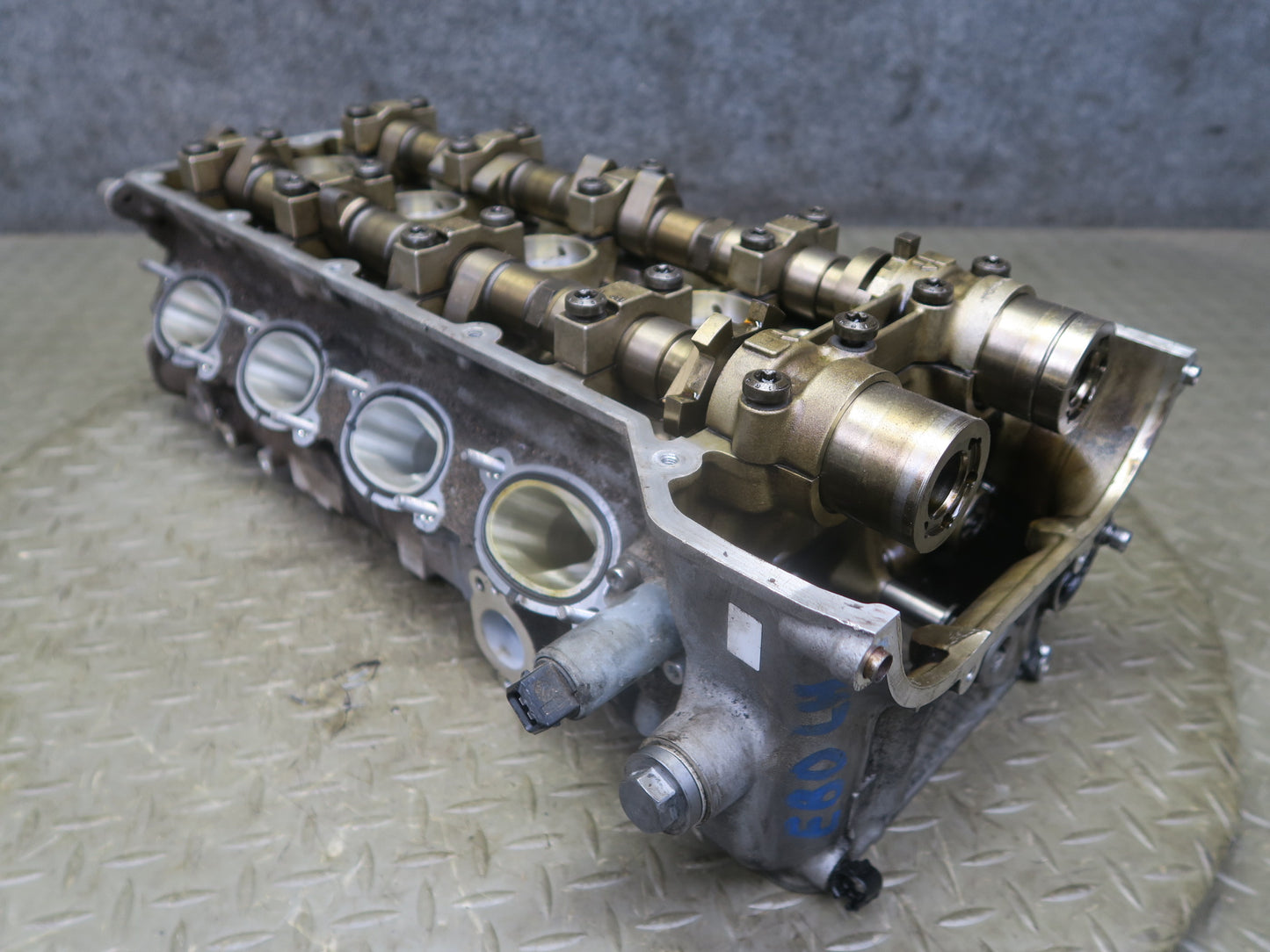 2008-2013 BMW E90 E92 E93 M3 S65 Engine Left Driver Side Cylinder Head Assembly