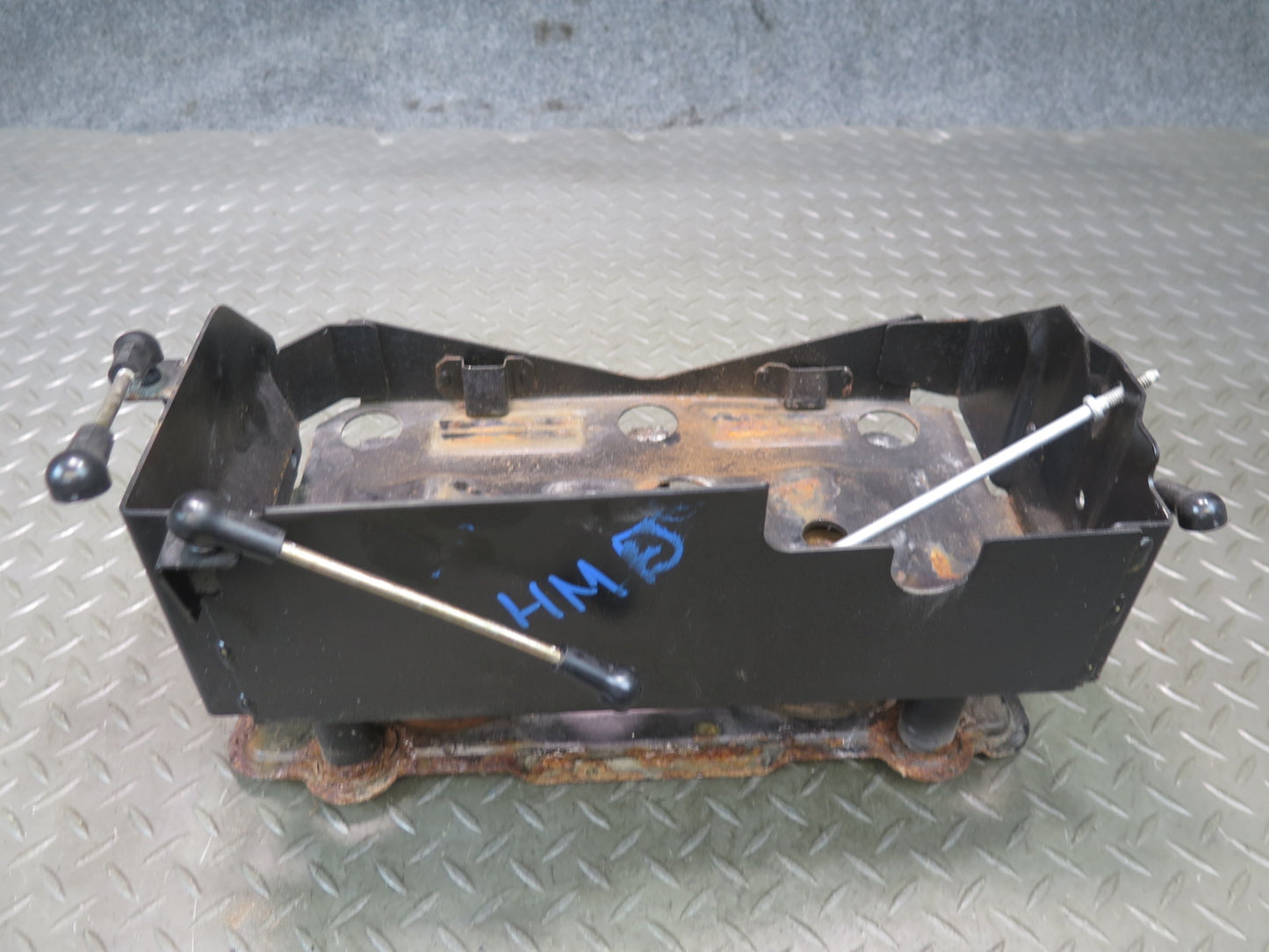 01-06 BMW E46 330Ci Convertible Battery Tray Vibration Absorber Bracket OEM