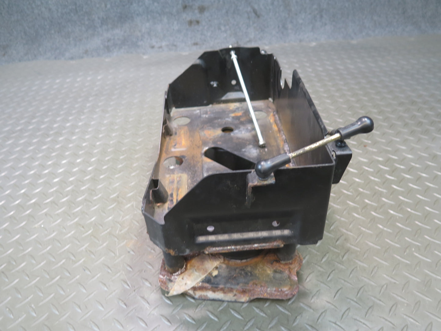 01-06 BMW E46 330Ci Convertible Battery Tray Vibration Absorber Bracket OEM