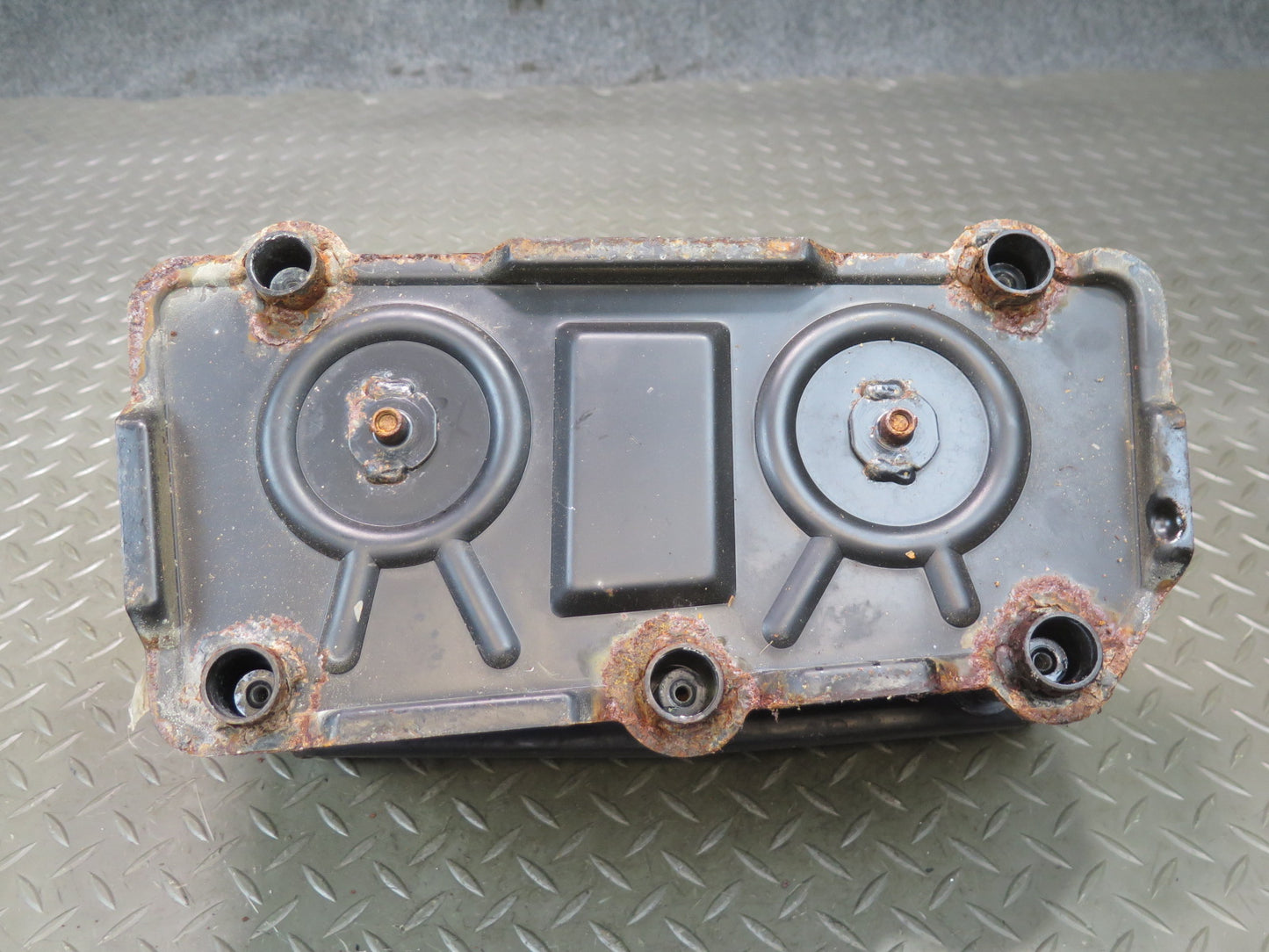 01-06 BMW E46 330Ci Convertible Battery Tray Vibration Absorber Bracket OEM
