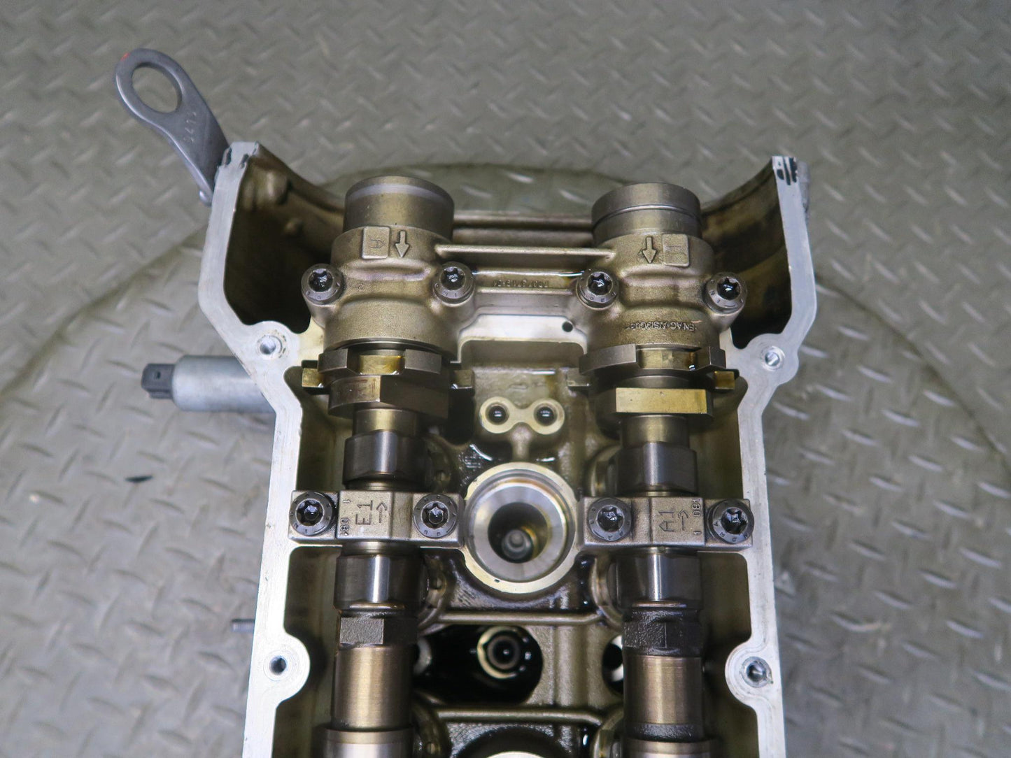 2008-2013 BMW E90 E92 E93 M3 S65 Engine Right Pass Side Cylinder Head Assembly