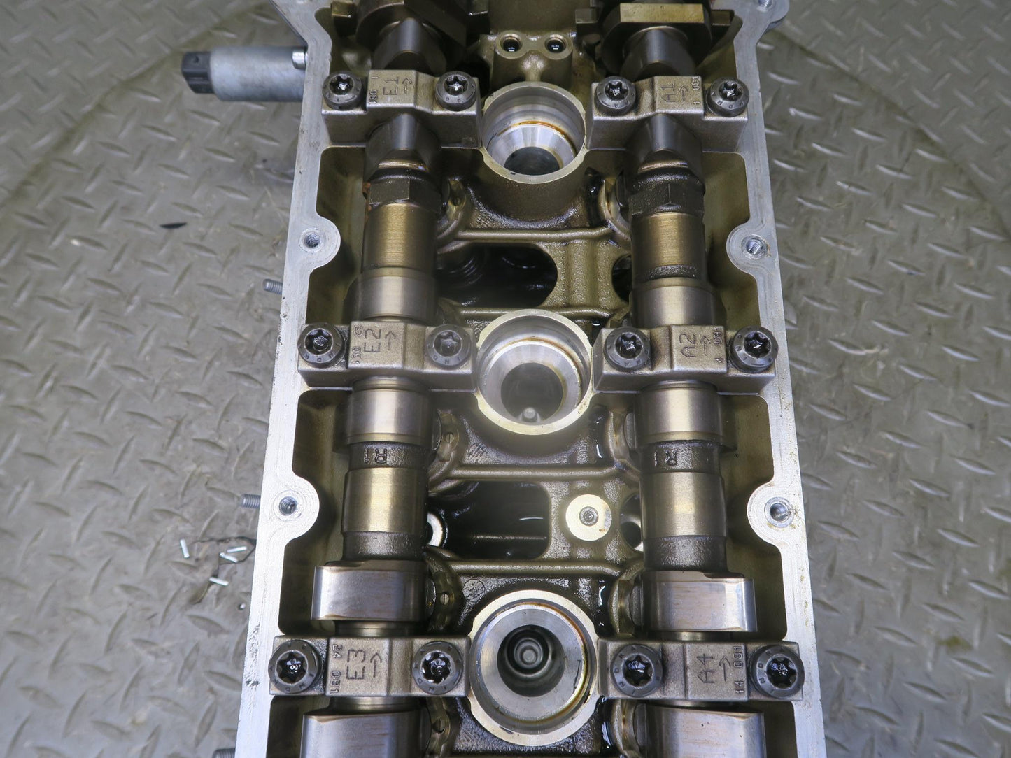 2008-2013 BMW E90 E92 E93 M3 S65 Engine Right Pass Side Cylinder Head Assembly