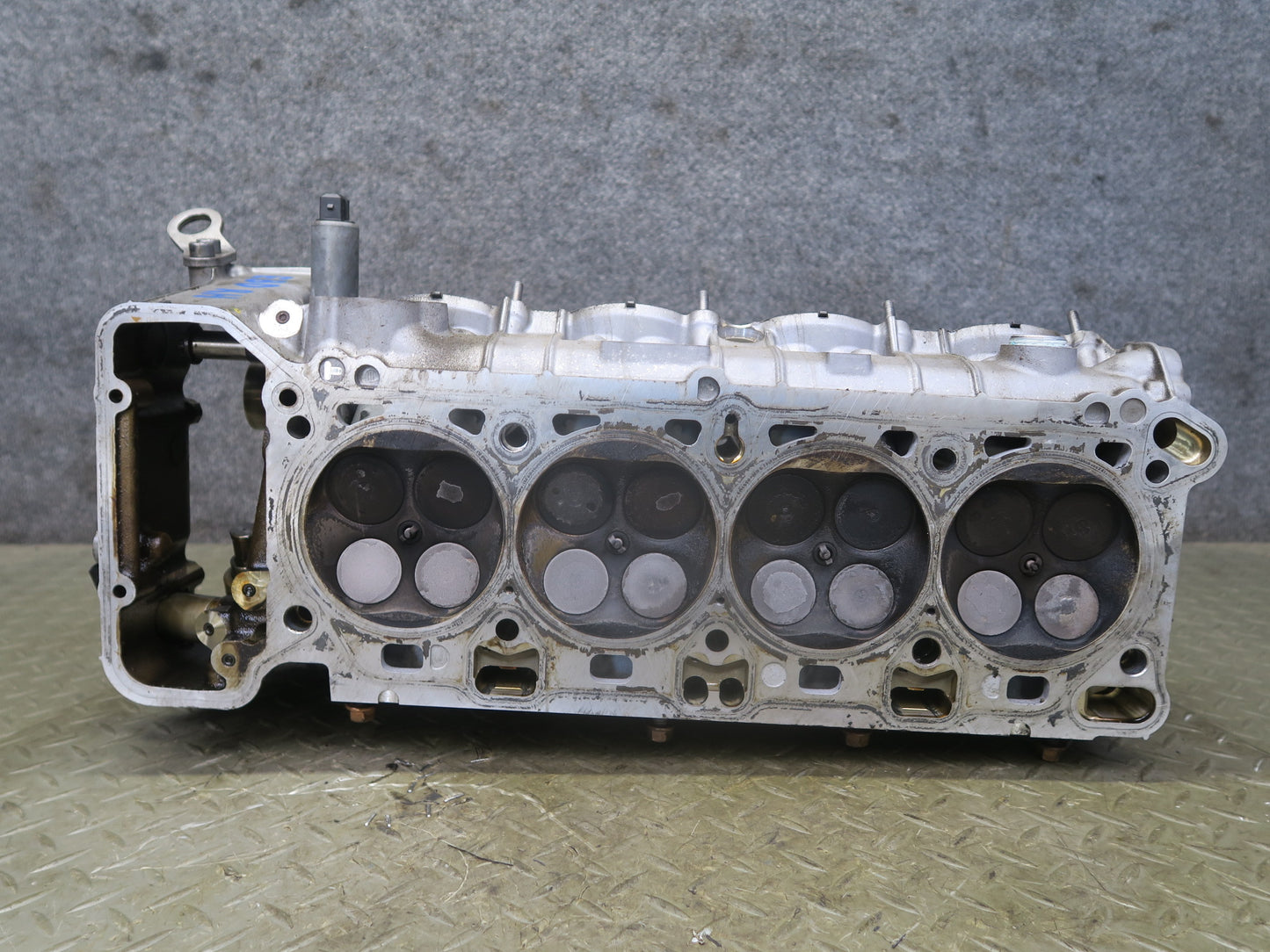 2008-2013 BMW E90 E92 E93 M3 S65 Engine Right Pass Side Cylinder Head Assembly