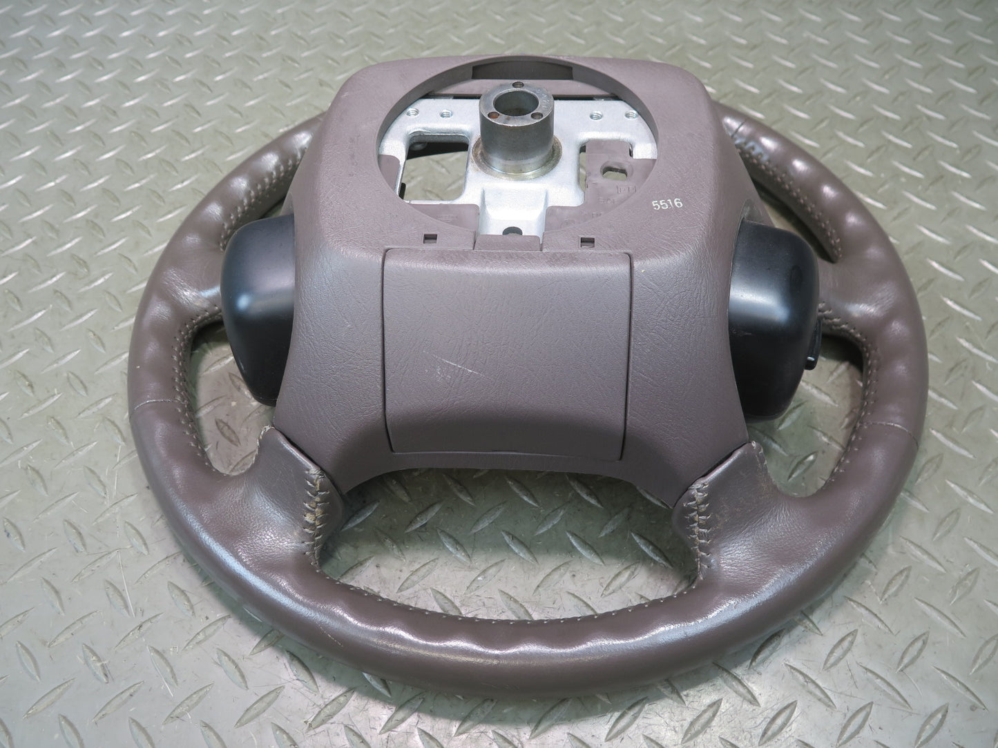 95-97 Nissan Gloria HY33 3.0L VIP Leather Steering w Cruise Switches Brown OEM