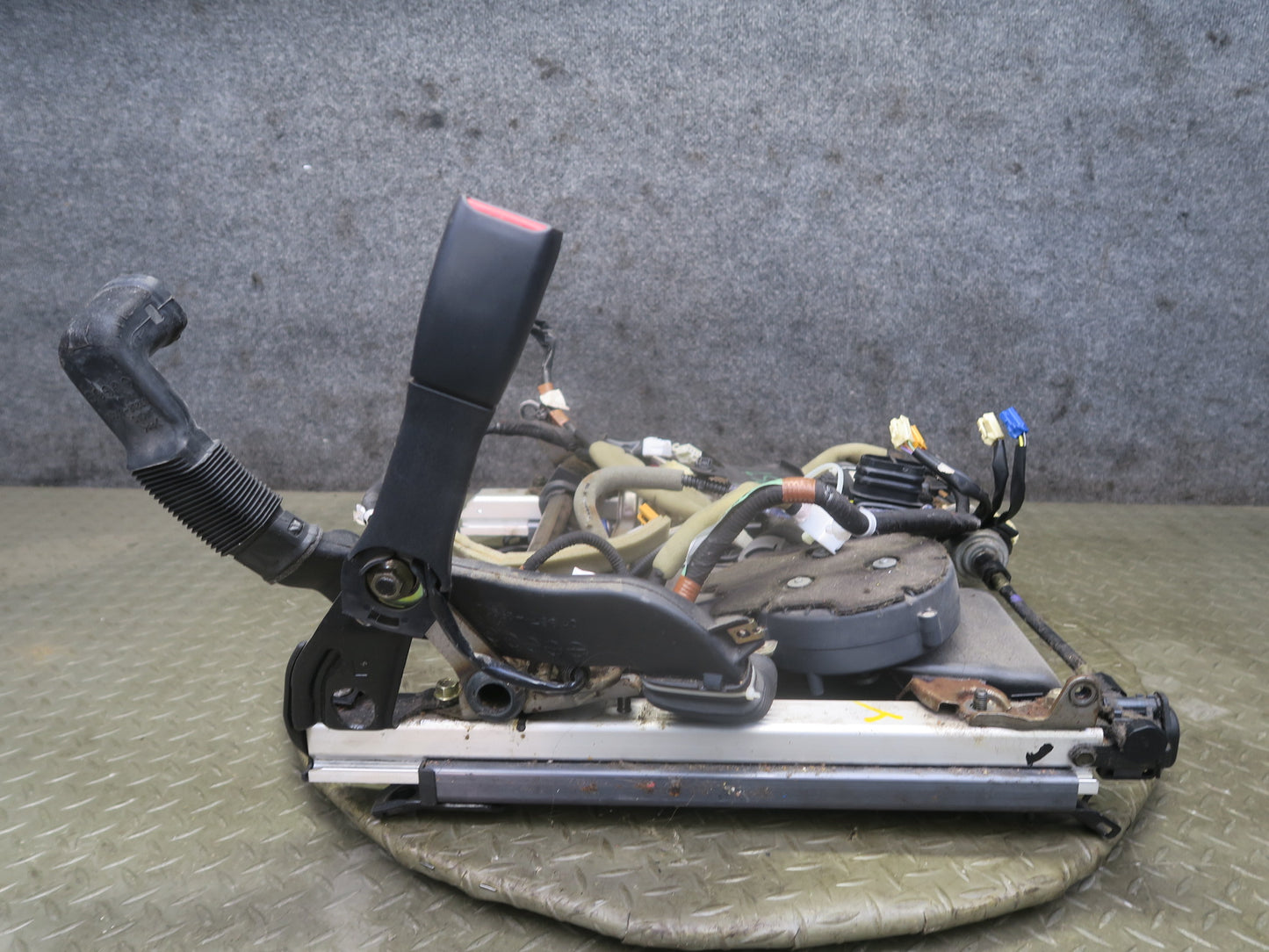 04-06 Lexus UCF30L LS430 Front Left Driver Seat Track Rail Frame OEM