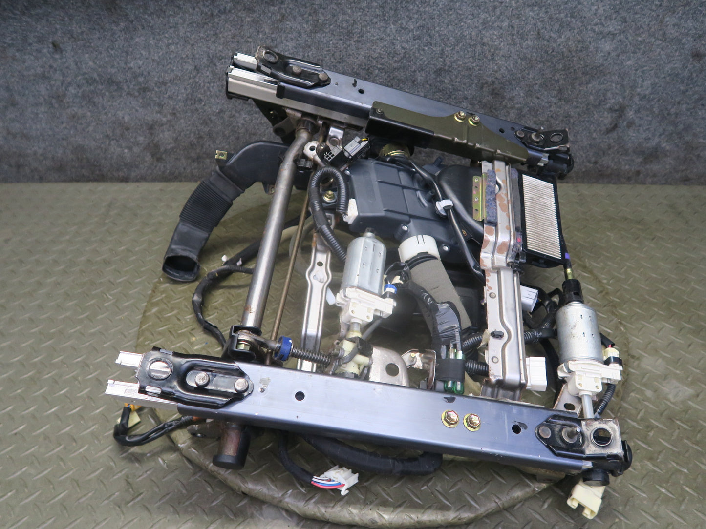 04-06 Lexus UCF30L LS430 Front Left Driver Seat Track Rail Frame OEM