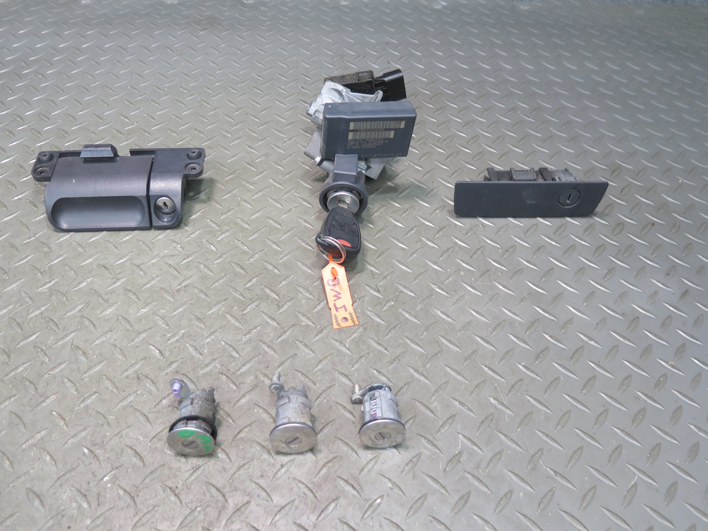 07-10 Jeep Wrangler JK 2-DOOR Ignition Trunk Door Glove Handle Lock KEY Set OEM