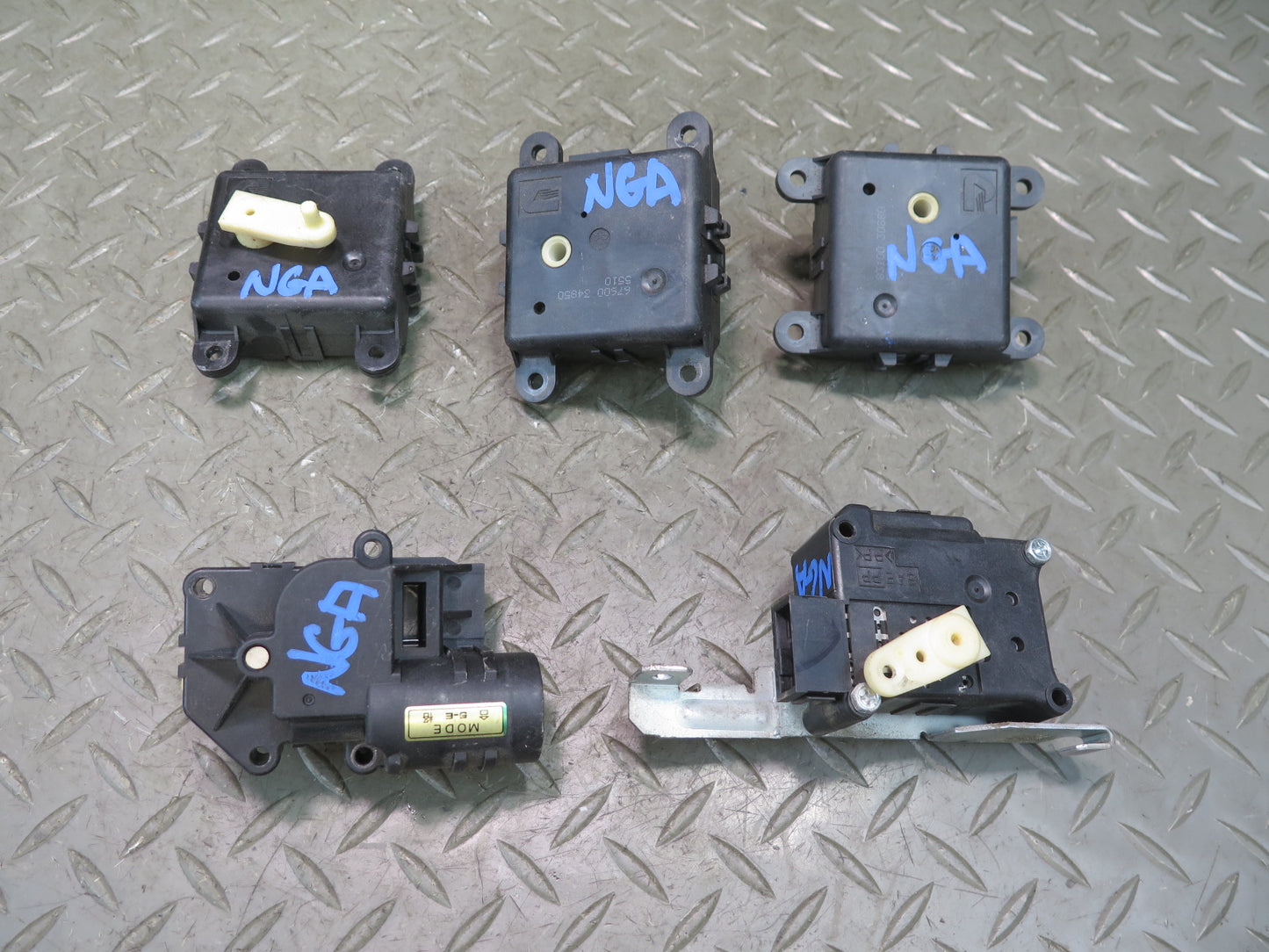 95-97 Nissan Gloria HY33 VIP A/C Heater Flap Actuator Motor Set of 5 OEM