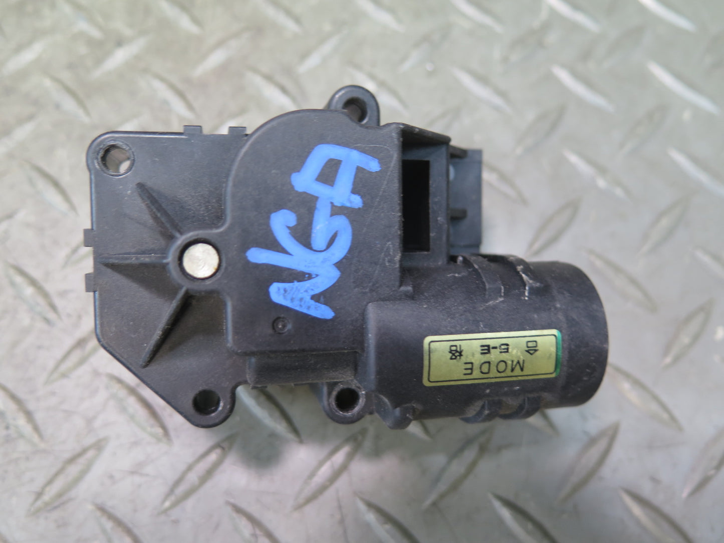 95-97 Nissan Gloria HY33 VIP A/C Heater Flap Actuator Motor Set of 5 OEM