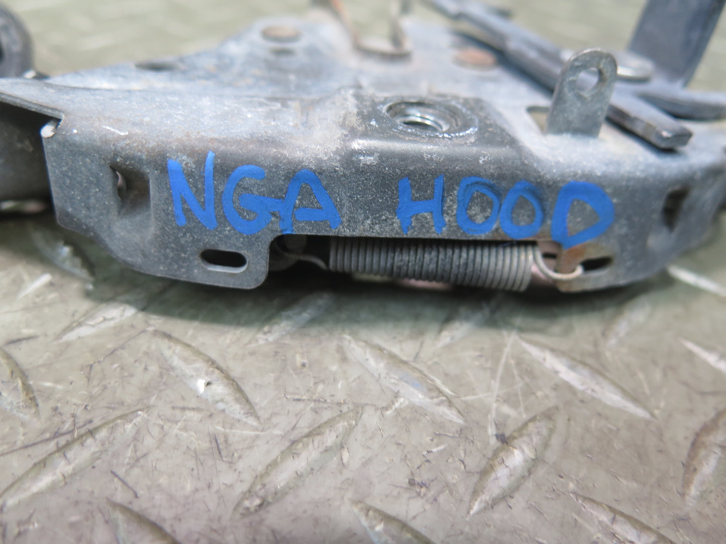 95-97 Nissan Gloria HY33 Front Hood Lock Latch w Cable & Release Handle OEM