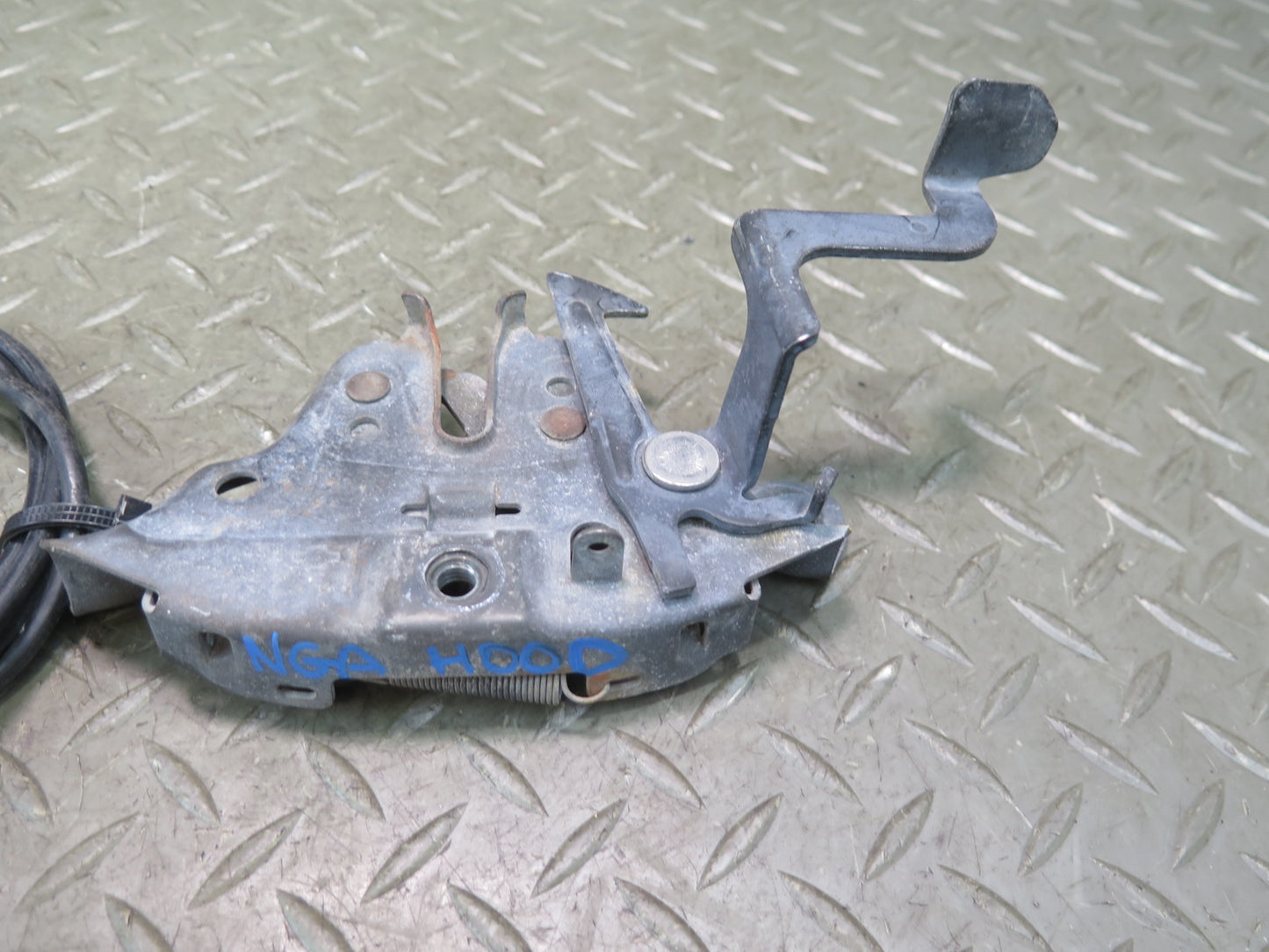95-97 Nissan Gloria HY33 Front Hood Lock Latch w Cable & Release Handle OEM