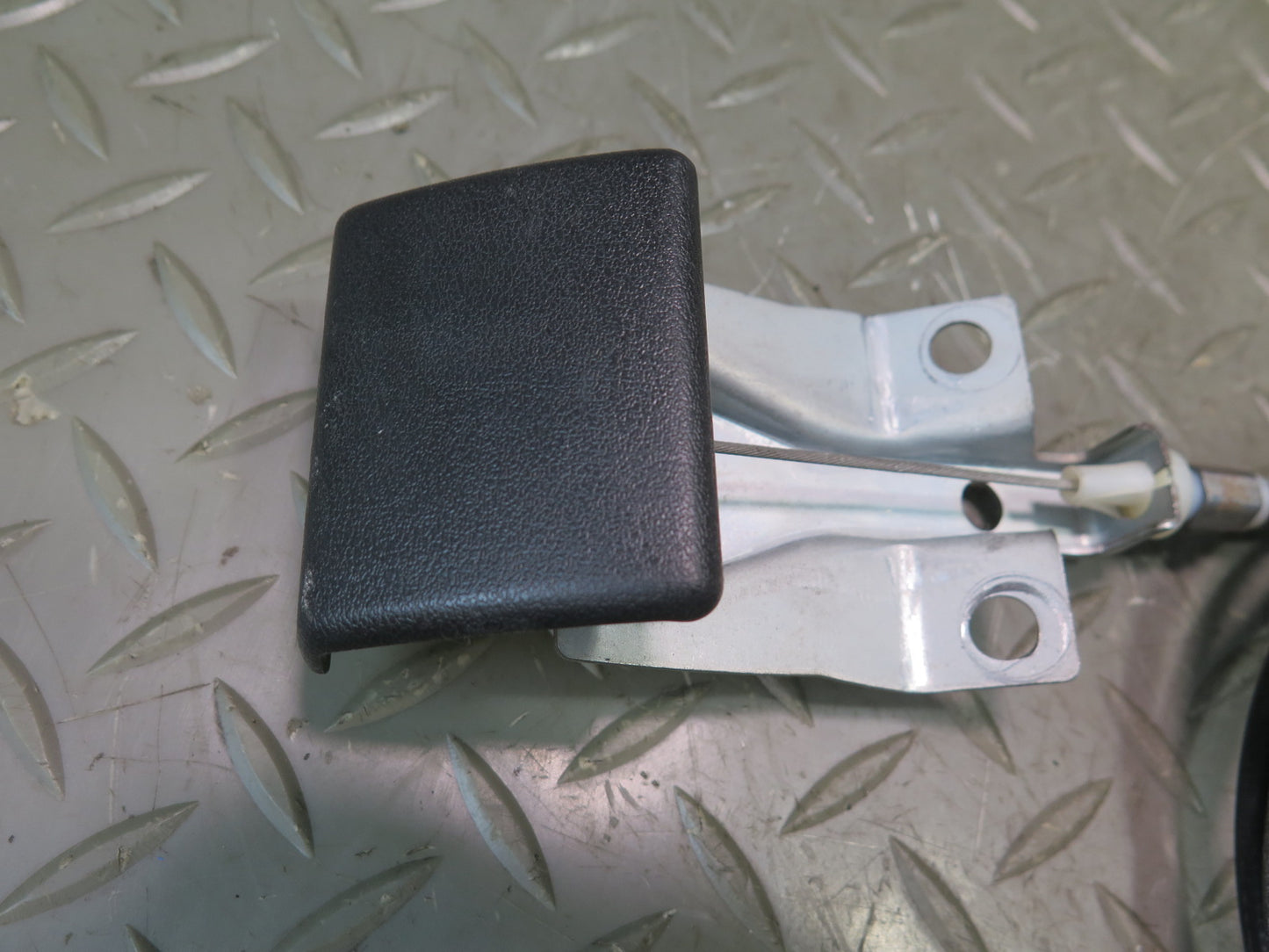 95-97 Nissan Gloria HY33 Front Hood Lock Latch w Cable & Release Handle OEM