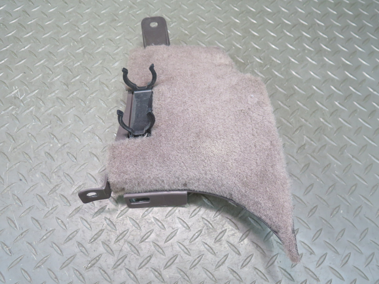 95-97 Nissan Gloria HY33 Set of 2 Front Left & Right Side Kick Trim Cover OEM