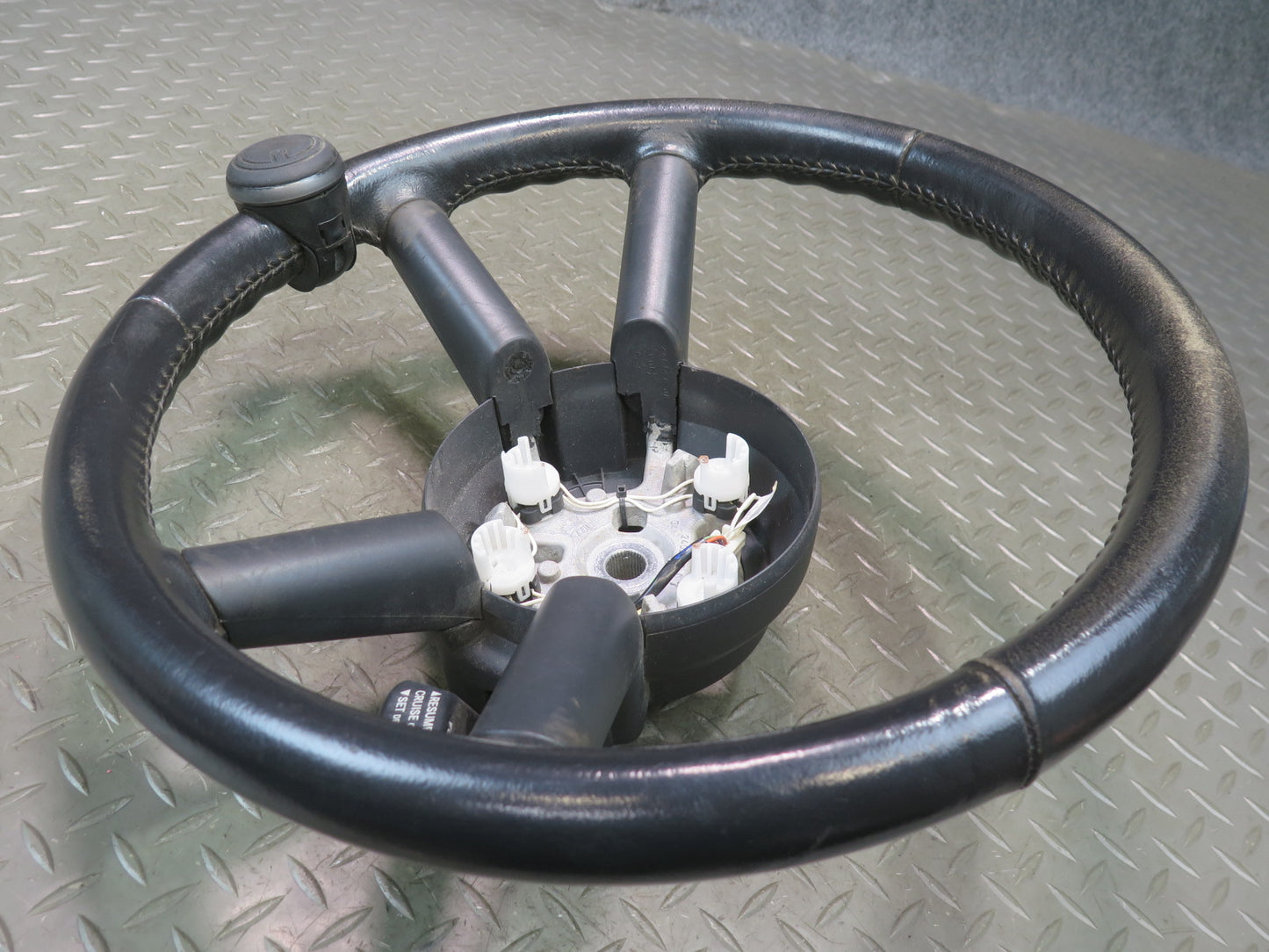 07-10 Jeep Wrangler JK Leather Steering Black w Cruise Switch OEM