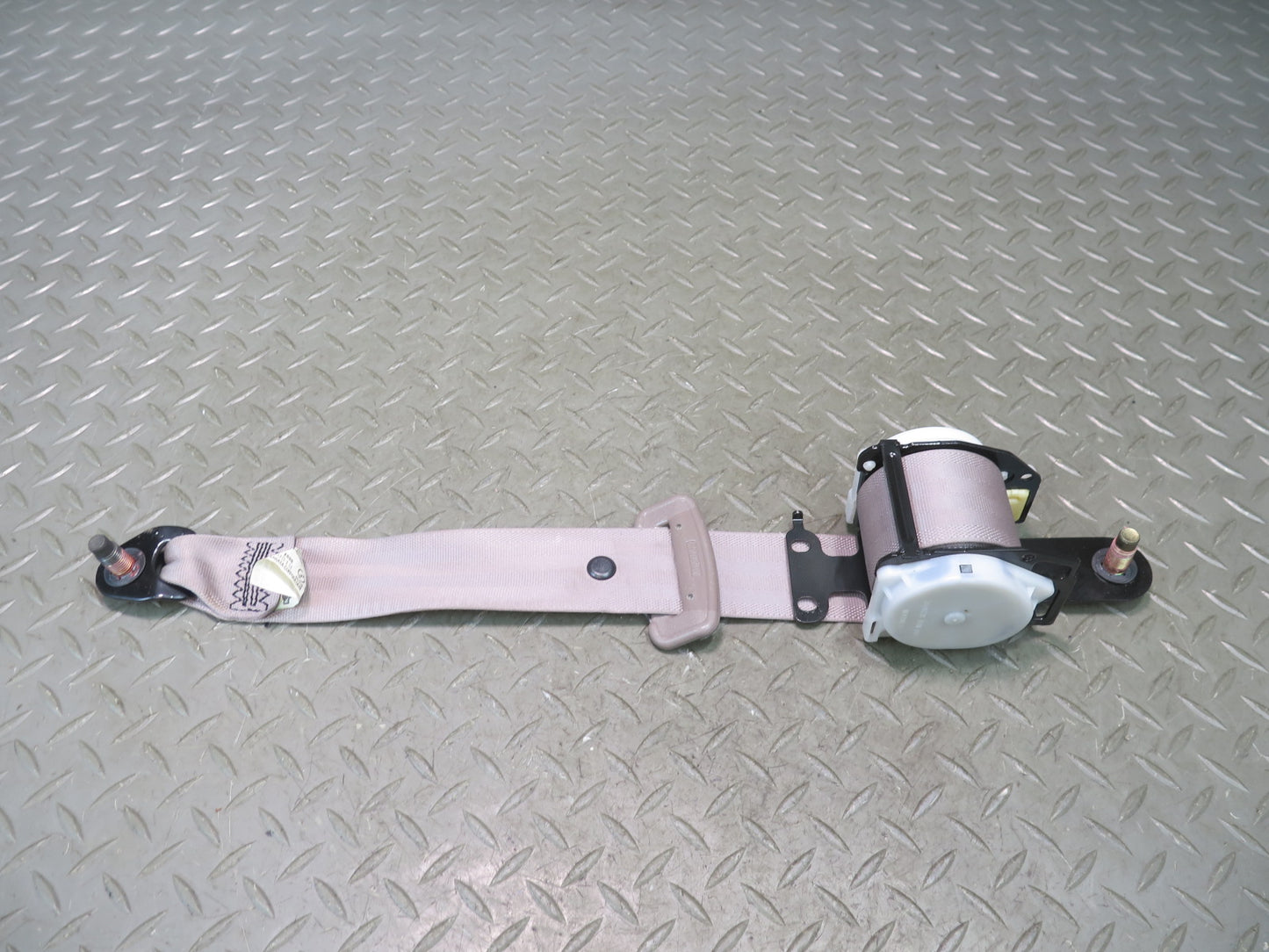 96-97 NISSAN GLORIA HY33 SET OF 2 FRONT LEFT & RIGHT SEATBELT RETRACTORS OEM