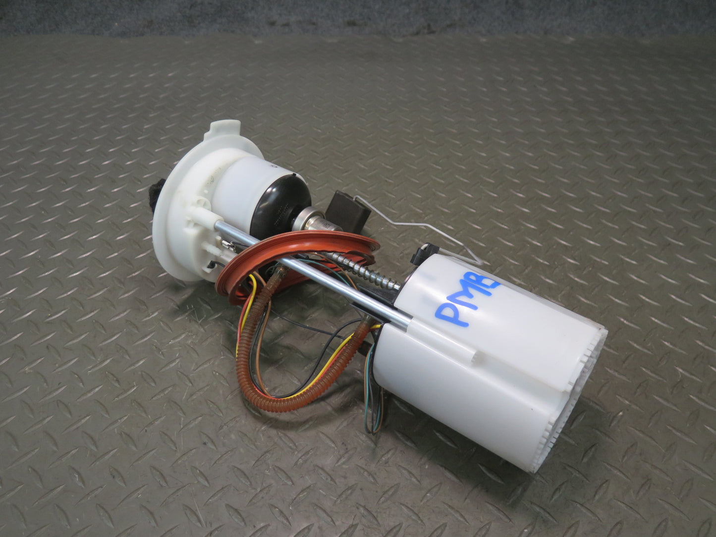 2015-2018 Porsche Macan Fuel Pump Level Sensor Assembly