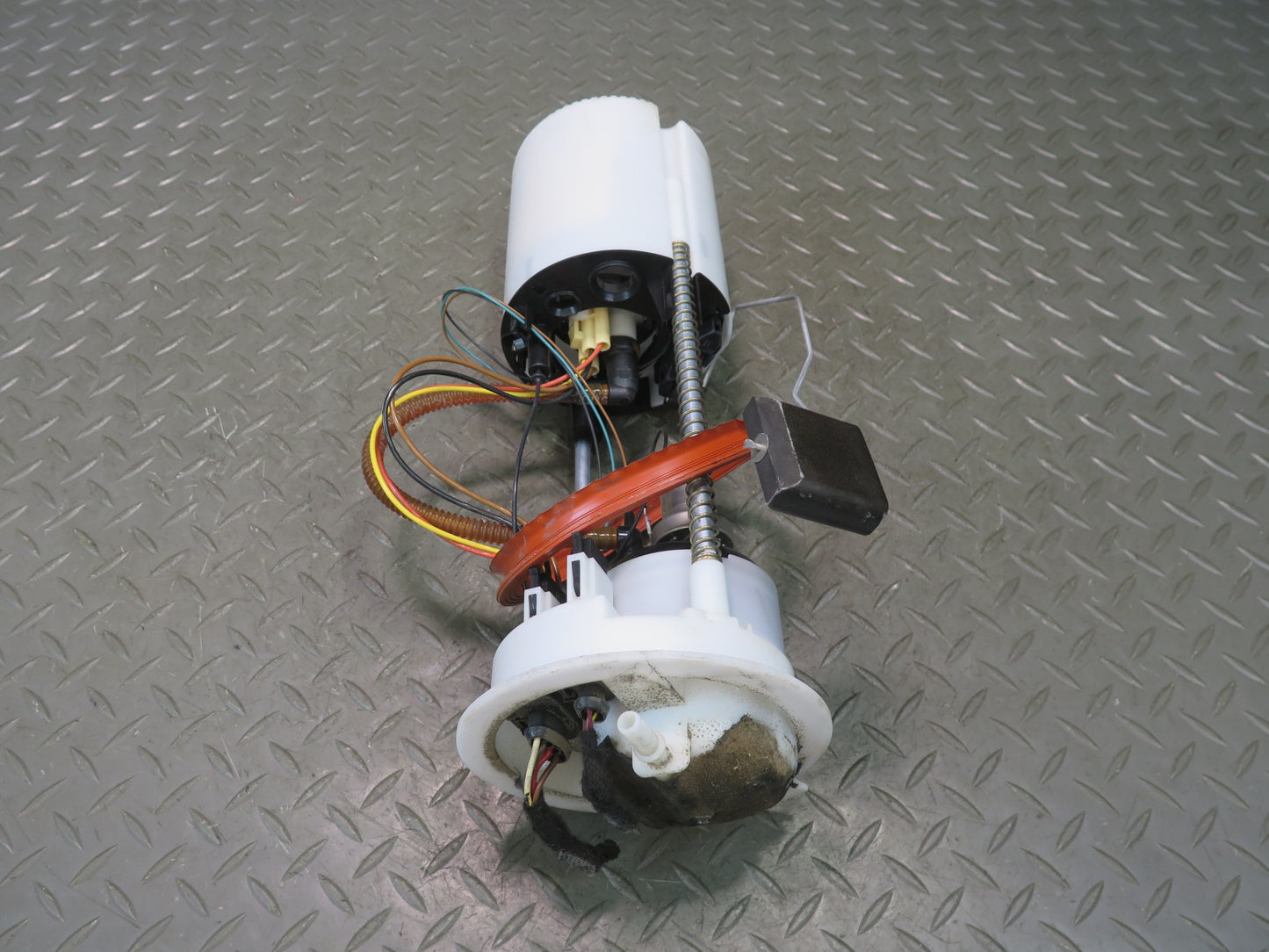 2015-2018 Porsche Macan Fuel Pump Level Sensor Assembly