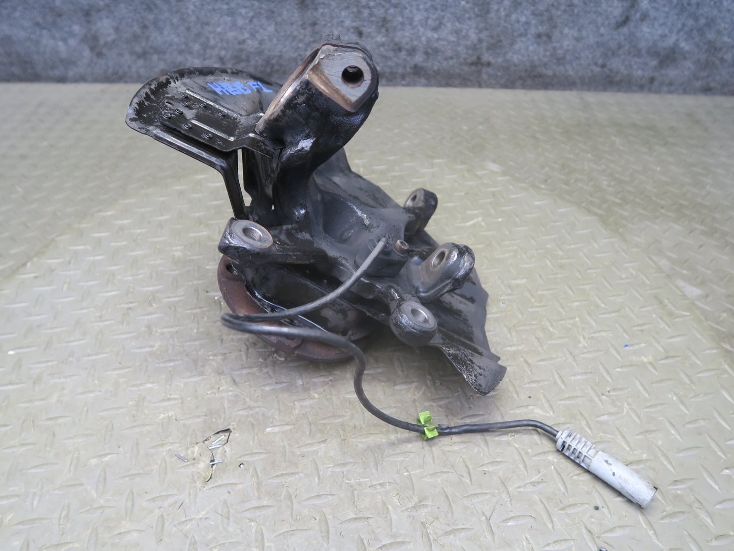 01-06 BMW E46 330ci RWD Front Left Spindle Knuckle Wheel Hub Bearing 119K OEM