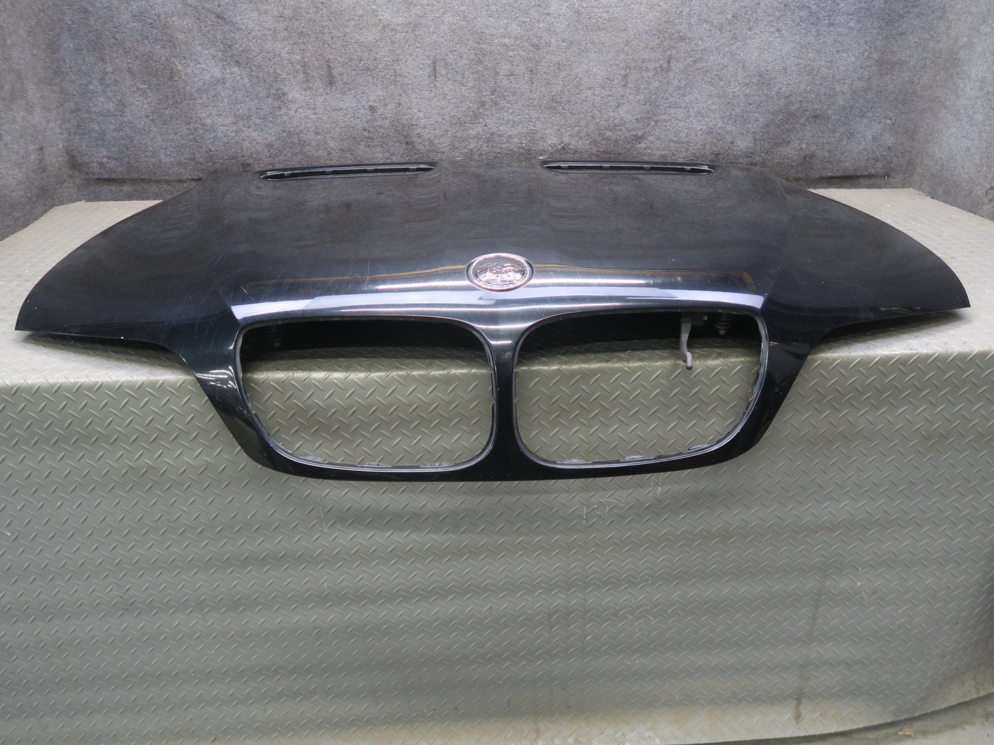 04-06 BMW E53 X5 Front Hood Bonnet Shell Panel Black OEM